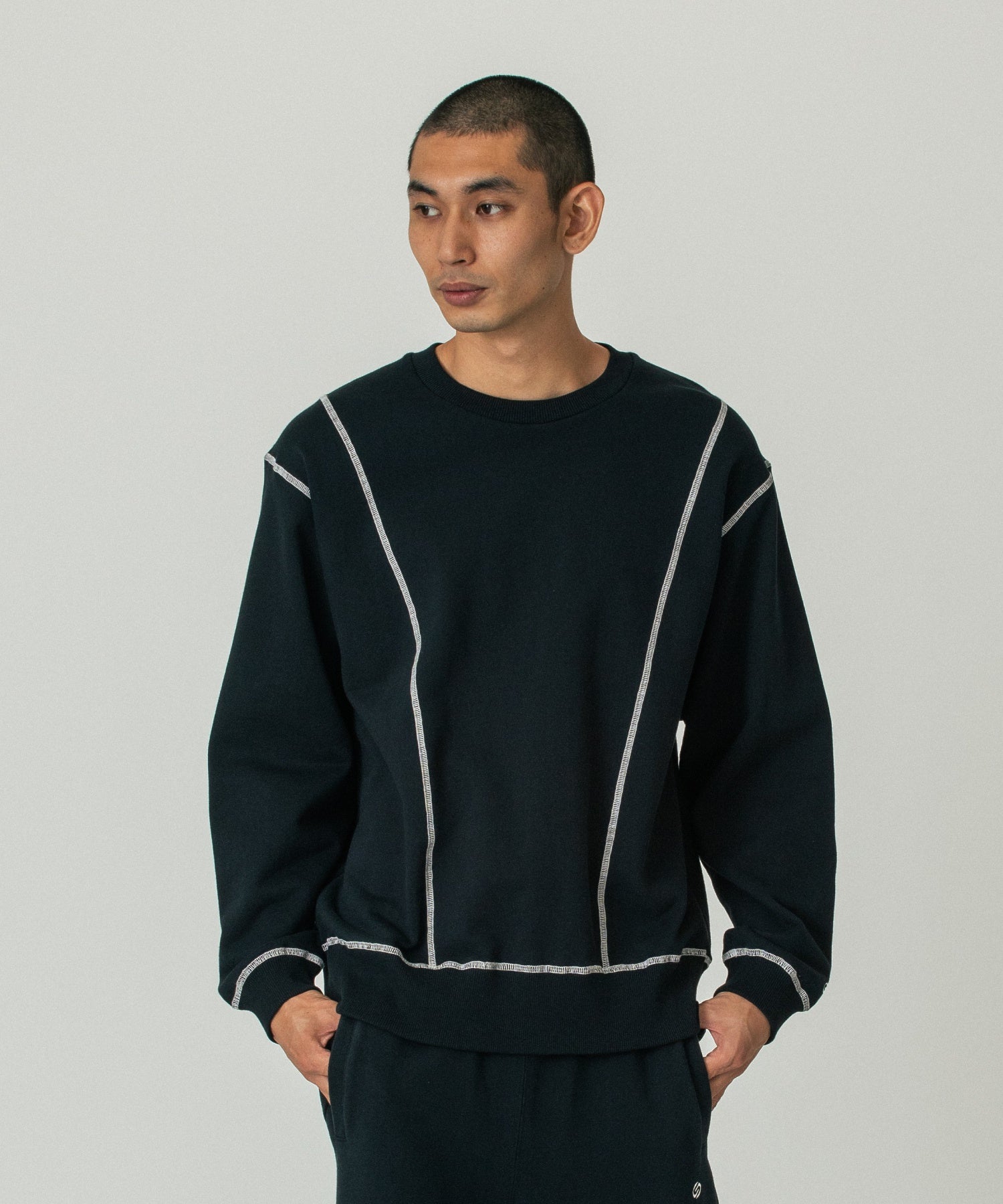 STITCH SWEATSHIRT