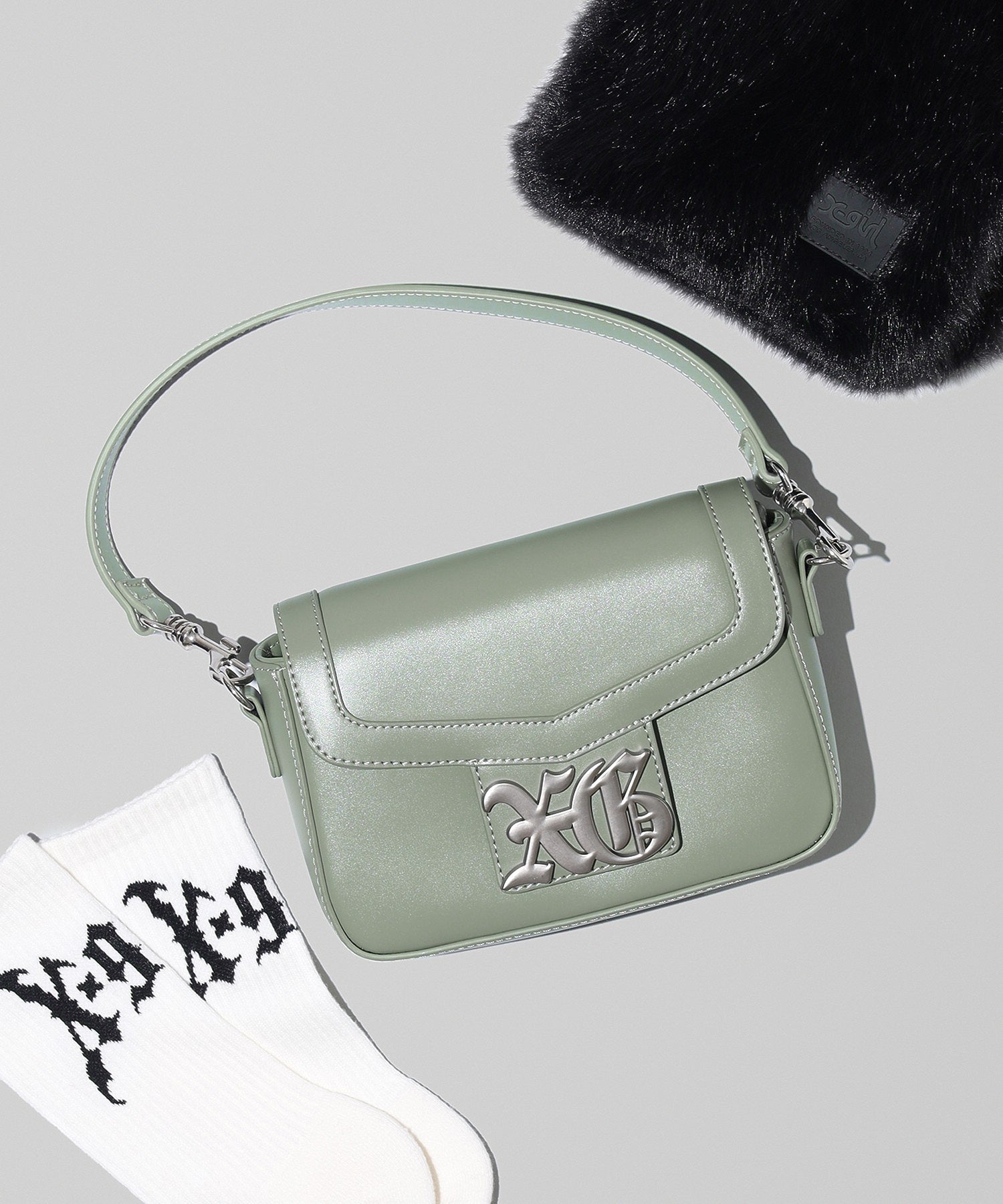 OLD ENGLISH LOGO BUCKLE 2WAY FAUX LEATHER BAG