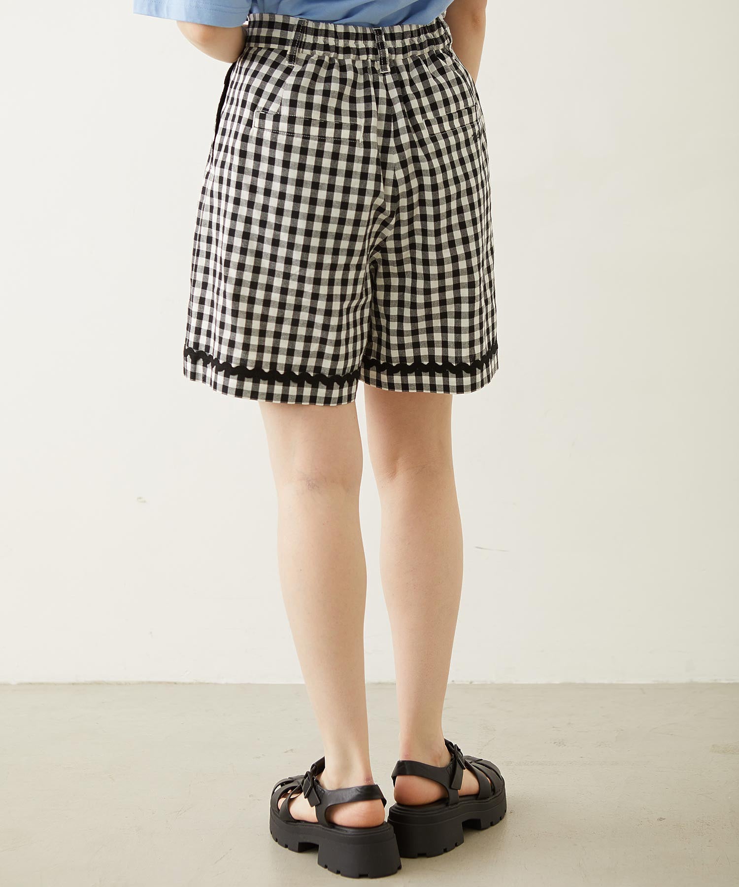TRIMMED GINGHAM CHECK SHORTS