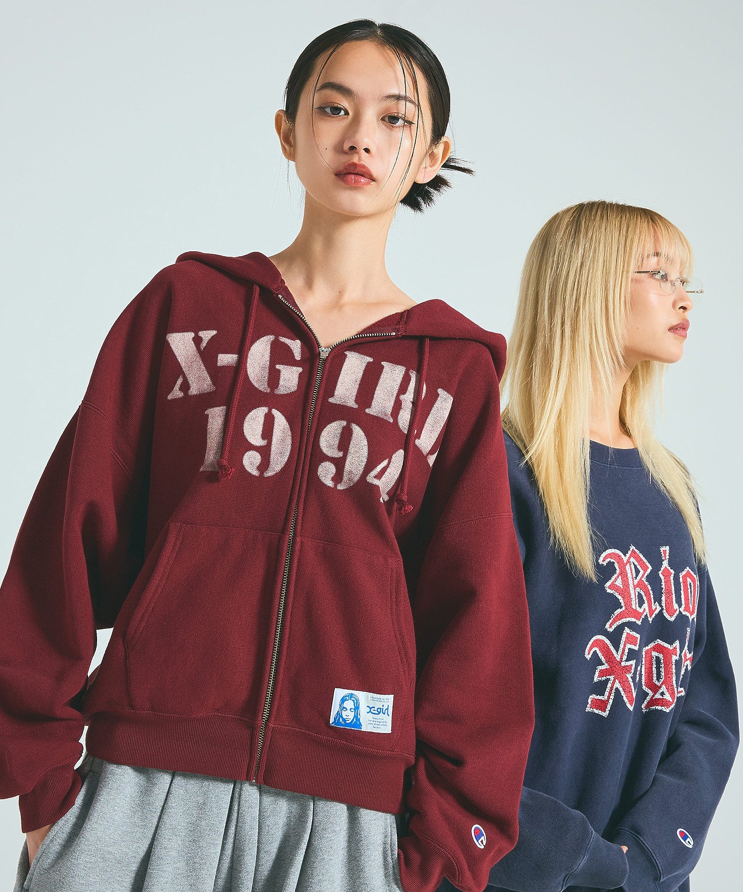 X-girl × Champion REVERSE WEAVE STENCIL LOGO ZIP UP HOODIE