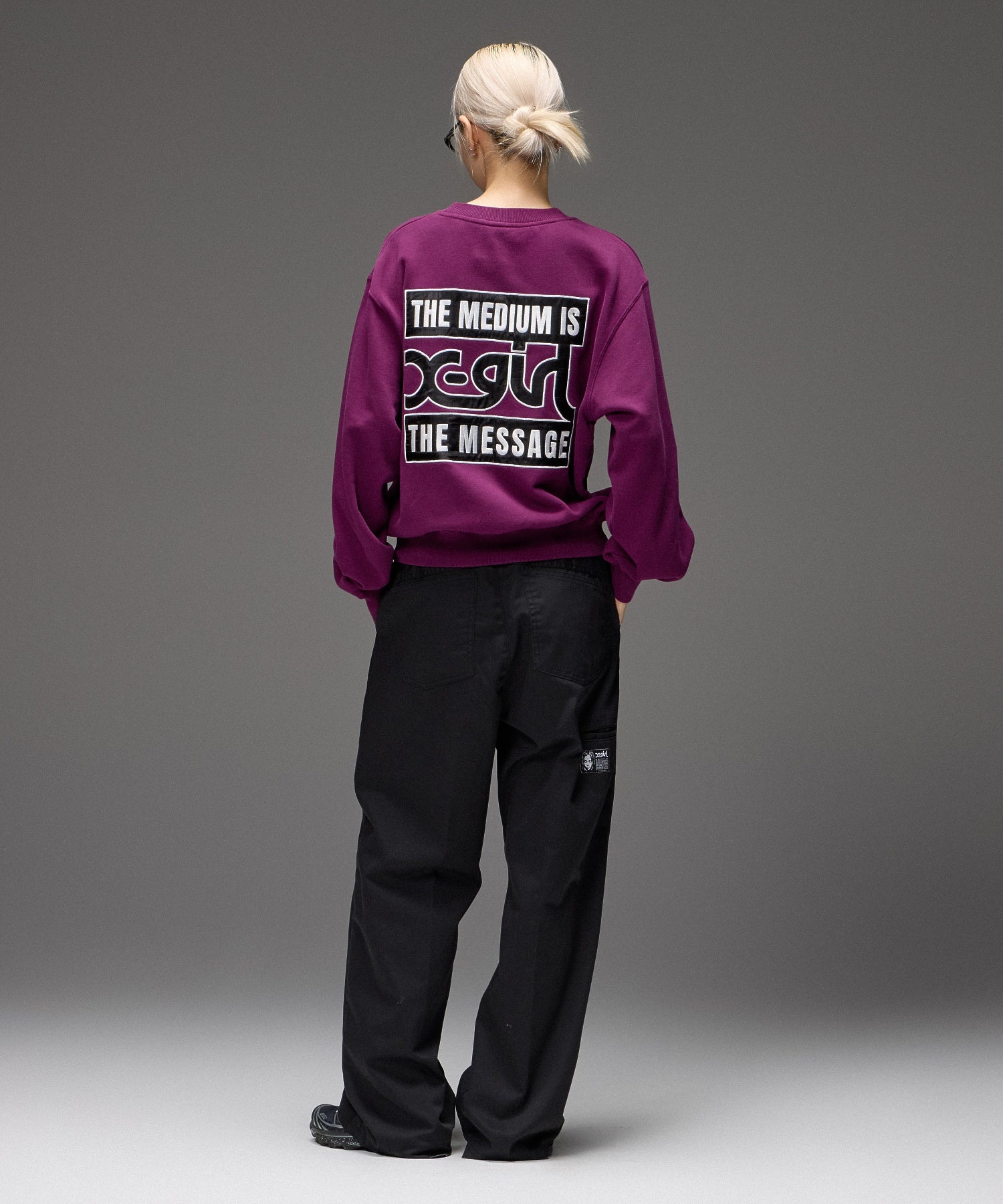 BOX AND MILLS LOGO PATCH SWEATSHIRT