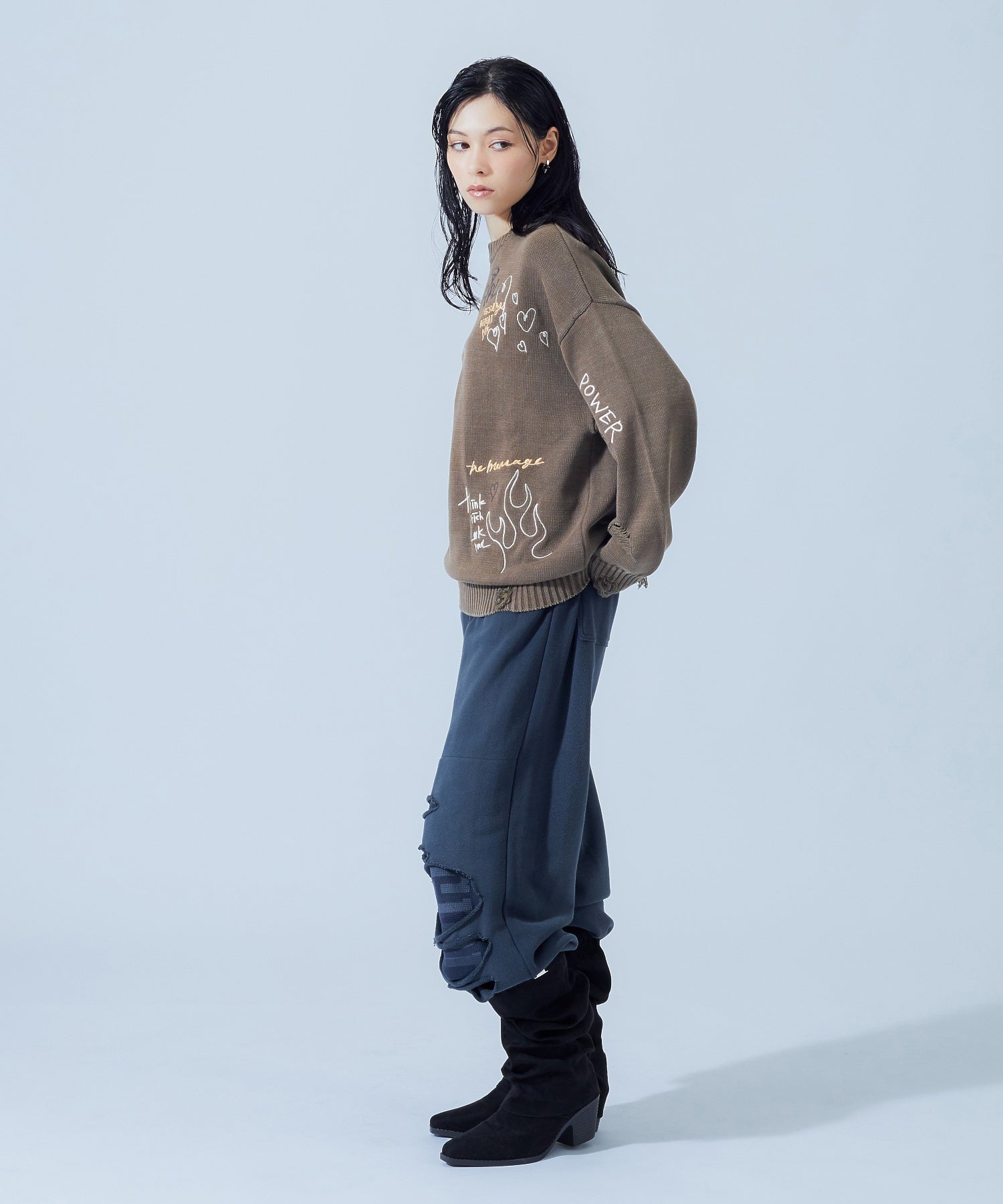 GRAFFITI LOGO DISTRESSED KNIT TOP