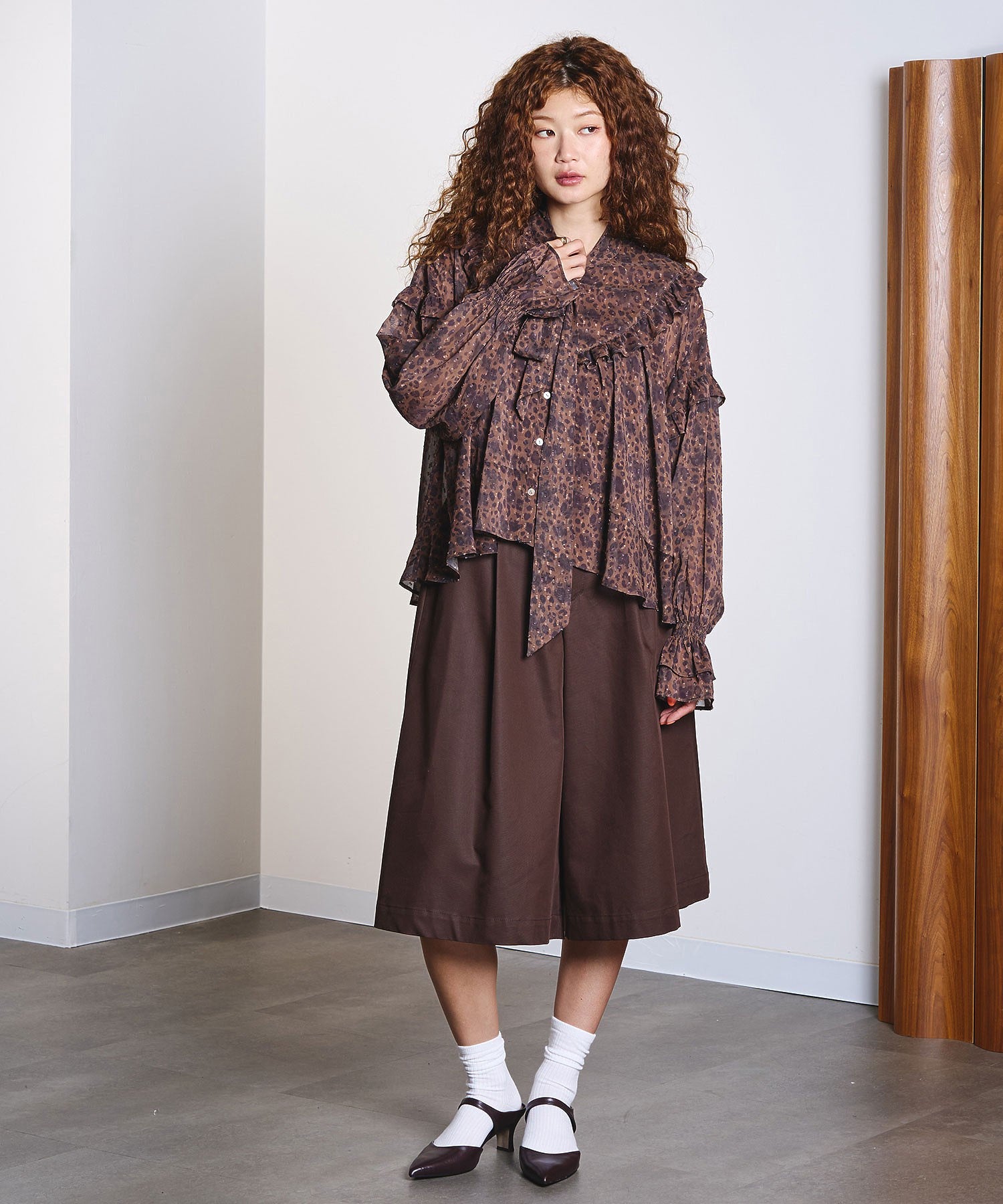 POINTED  BELT MULE