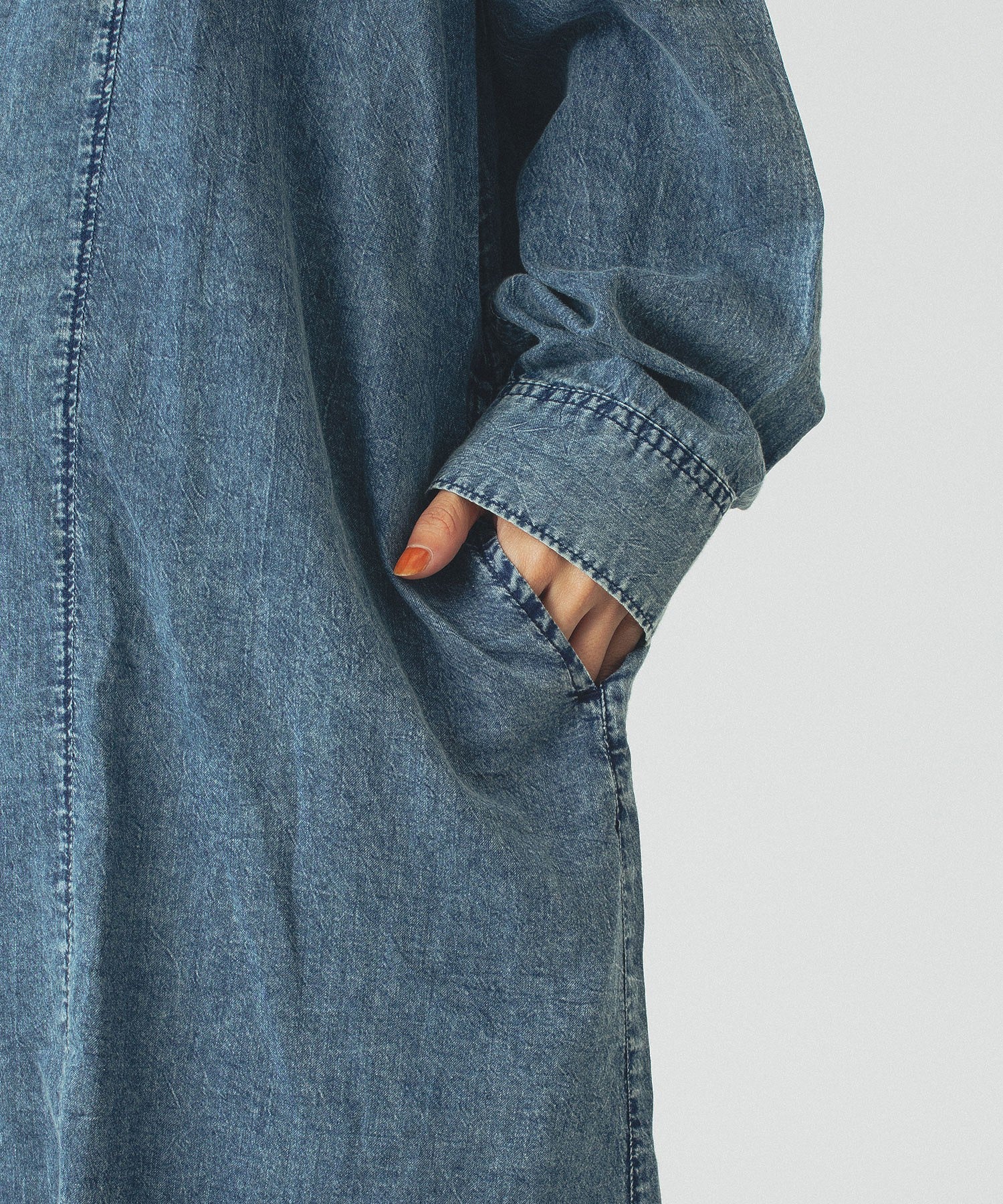 【WEB・一部店舗限定】DENIM LIKE SHIRT DRESS