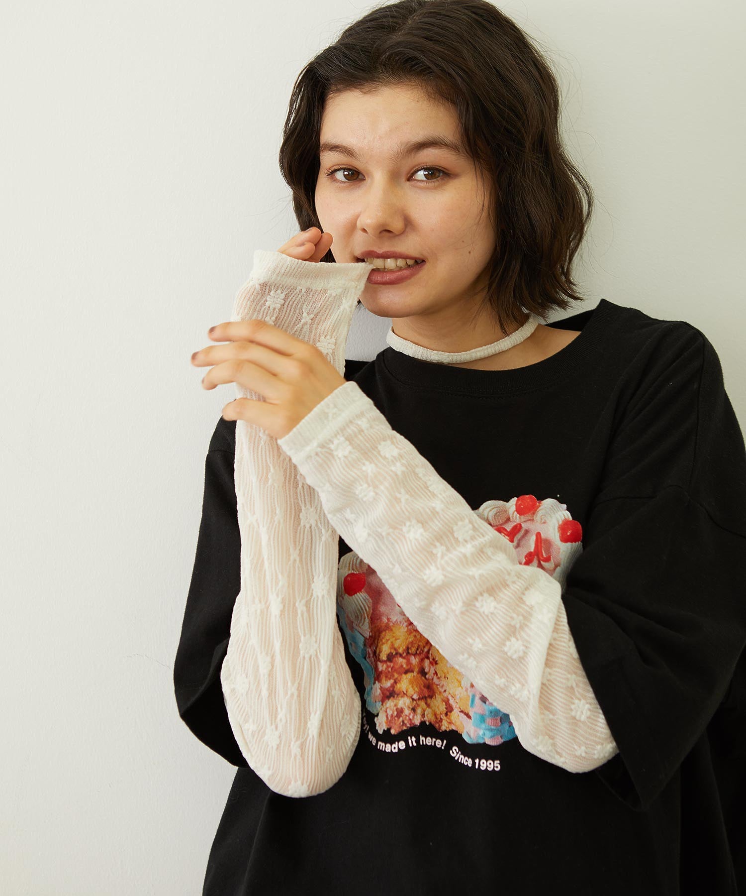ANNIVERSARY CAKE WIDE S/S TEE