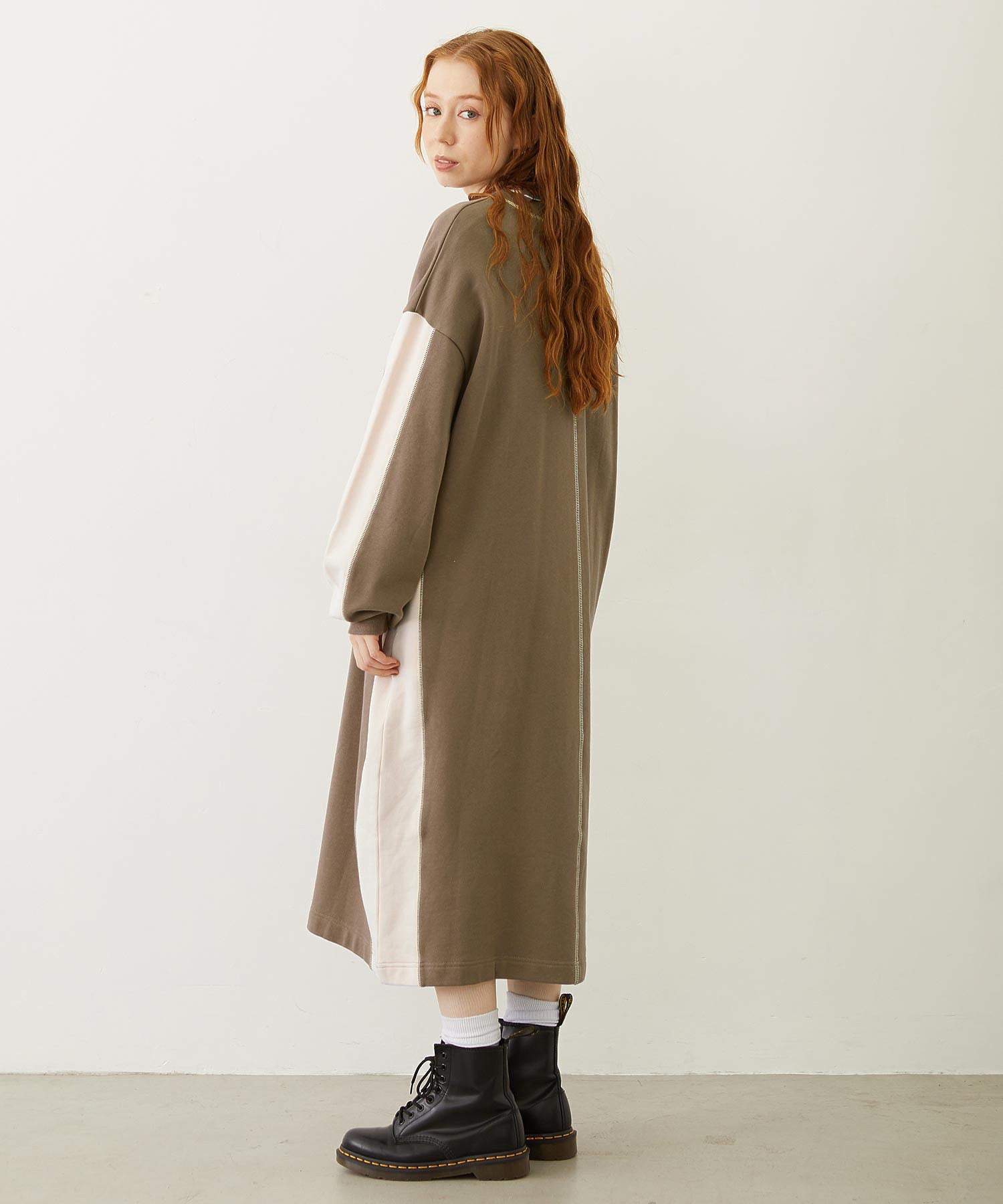 SIDE LINE SWEAT DRESS