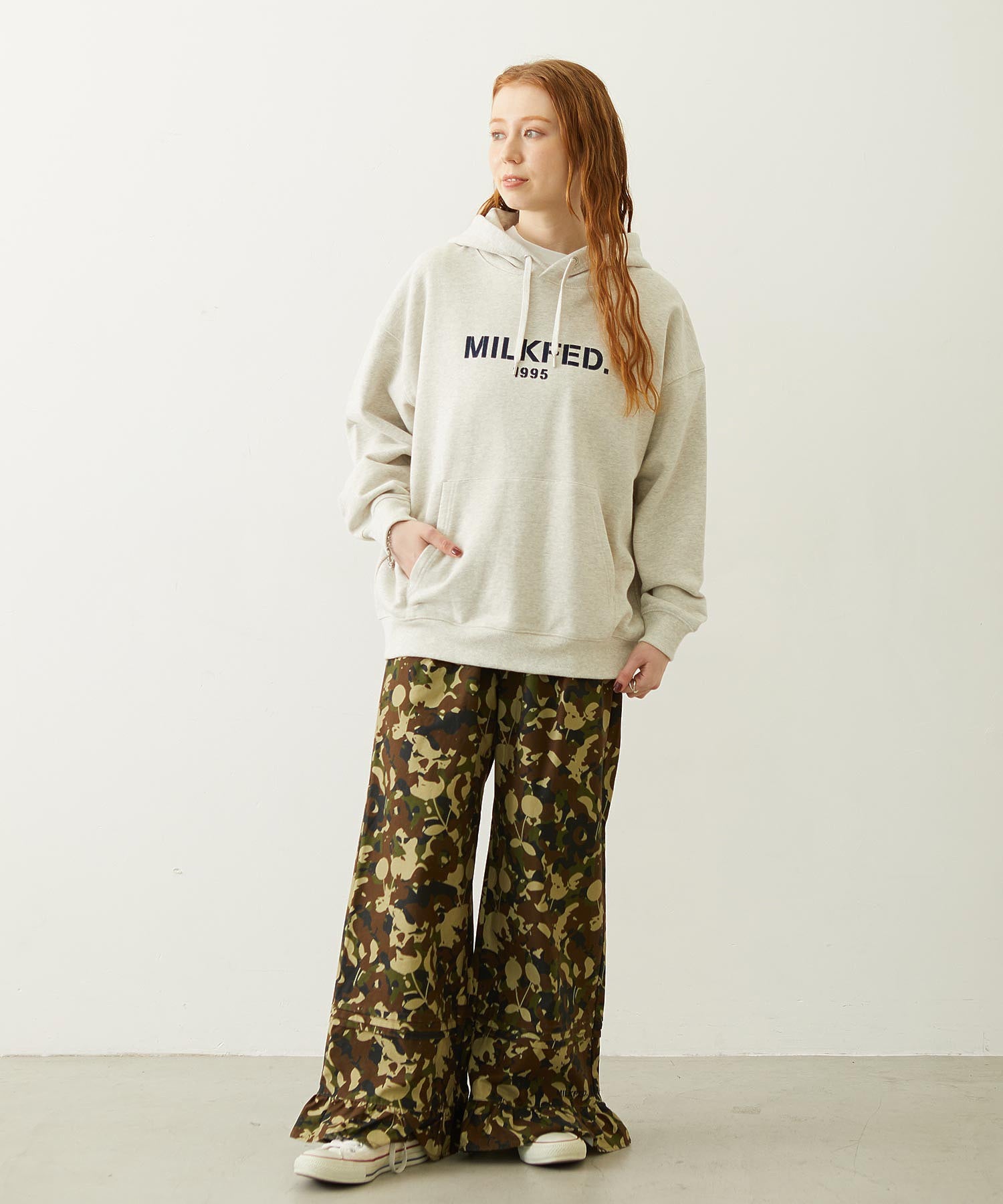 STENCIL LOGO SWEAT HOODIE
