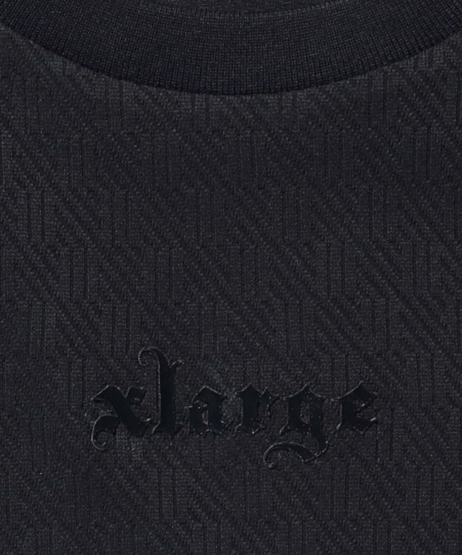 TEXTURED S/S TOP