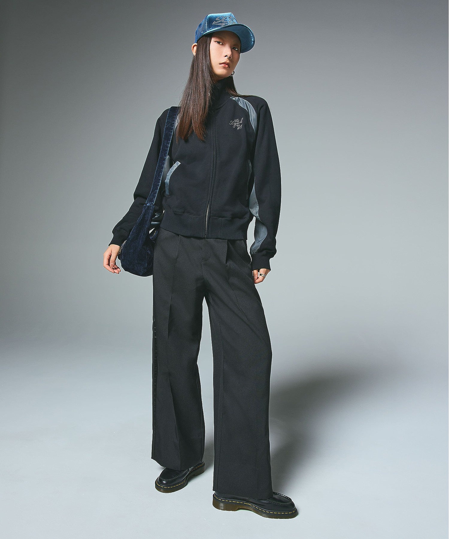 WAIST ADJUSTABLE WIDE TUCK PANTS
