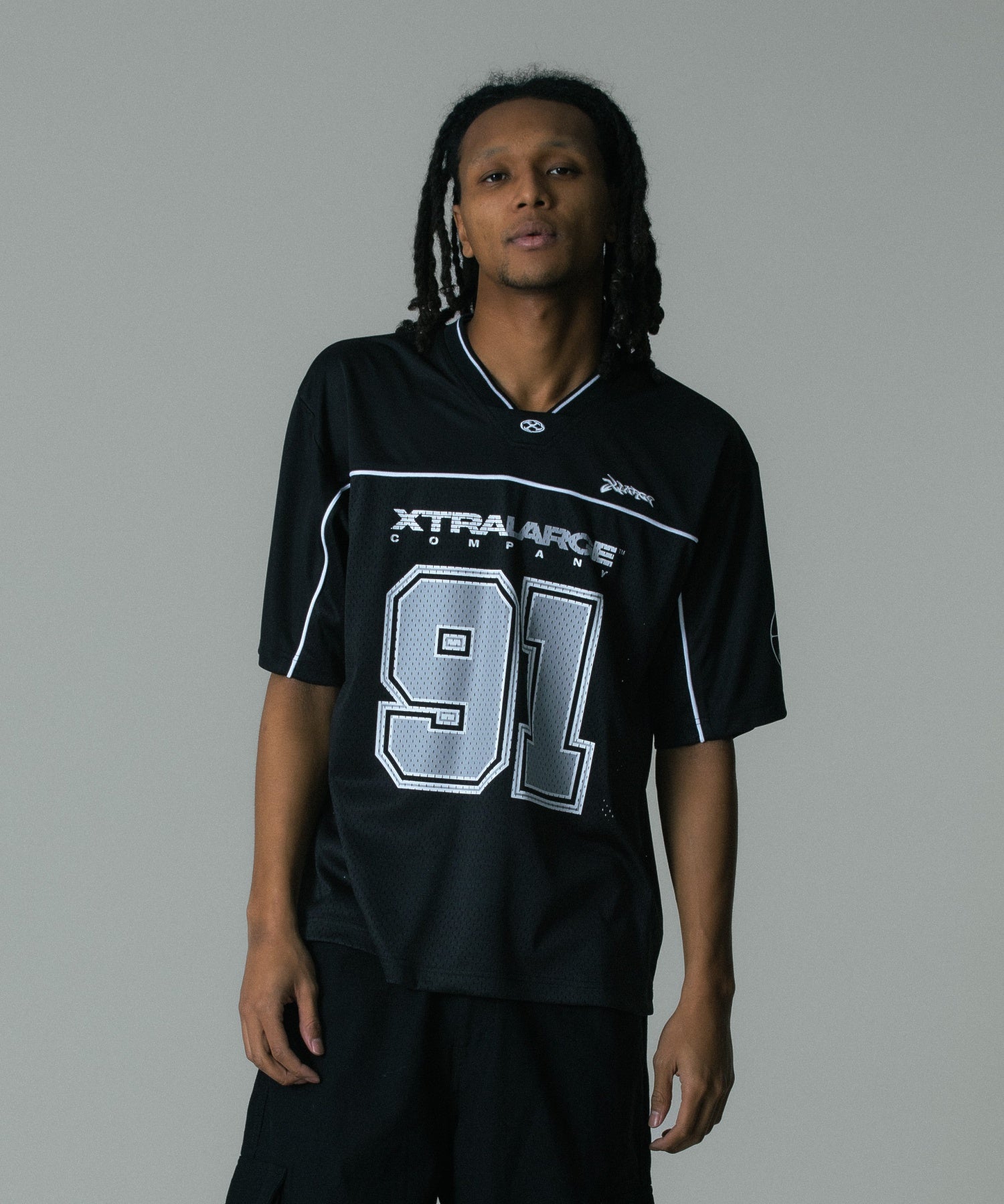 MODEL 身長185cm / 着用サイズ：Lサイズ