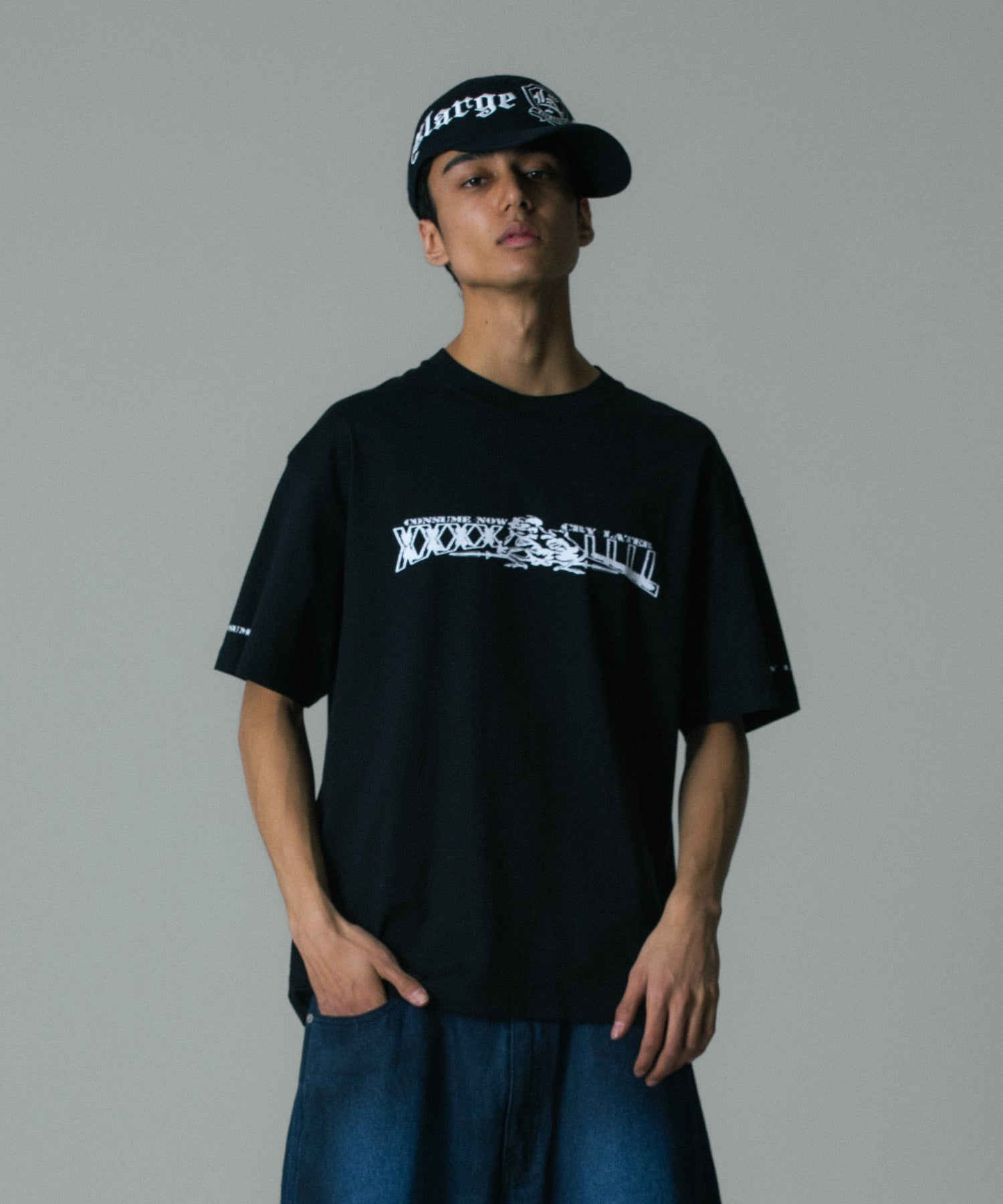 MODEL 身長183cm / 着用サイズ：Lサイズ