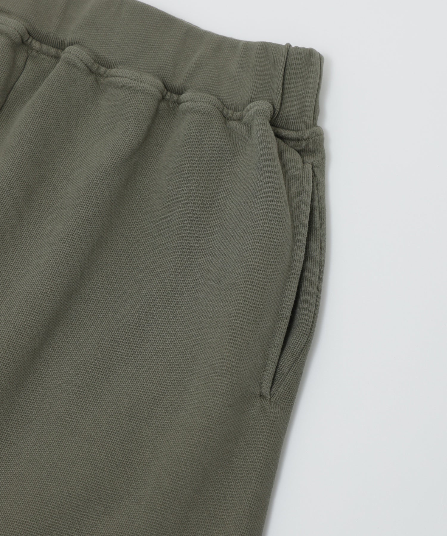 ARIES/アリーズ/Premium Aged Temple Sweatshort AR3002305