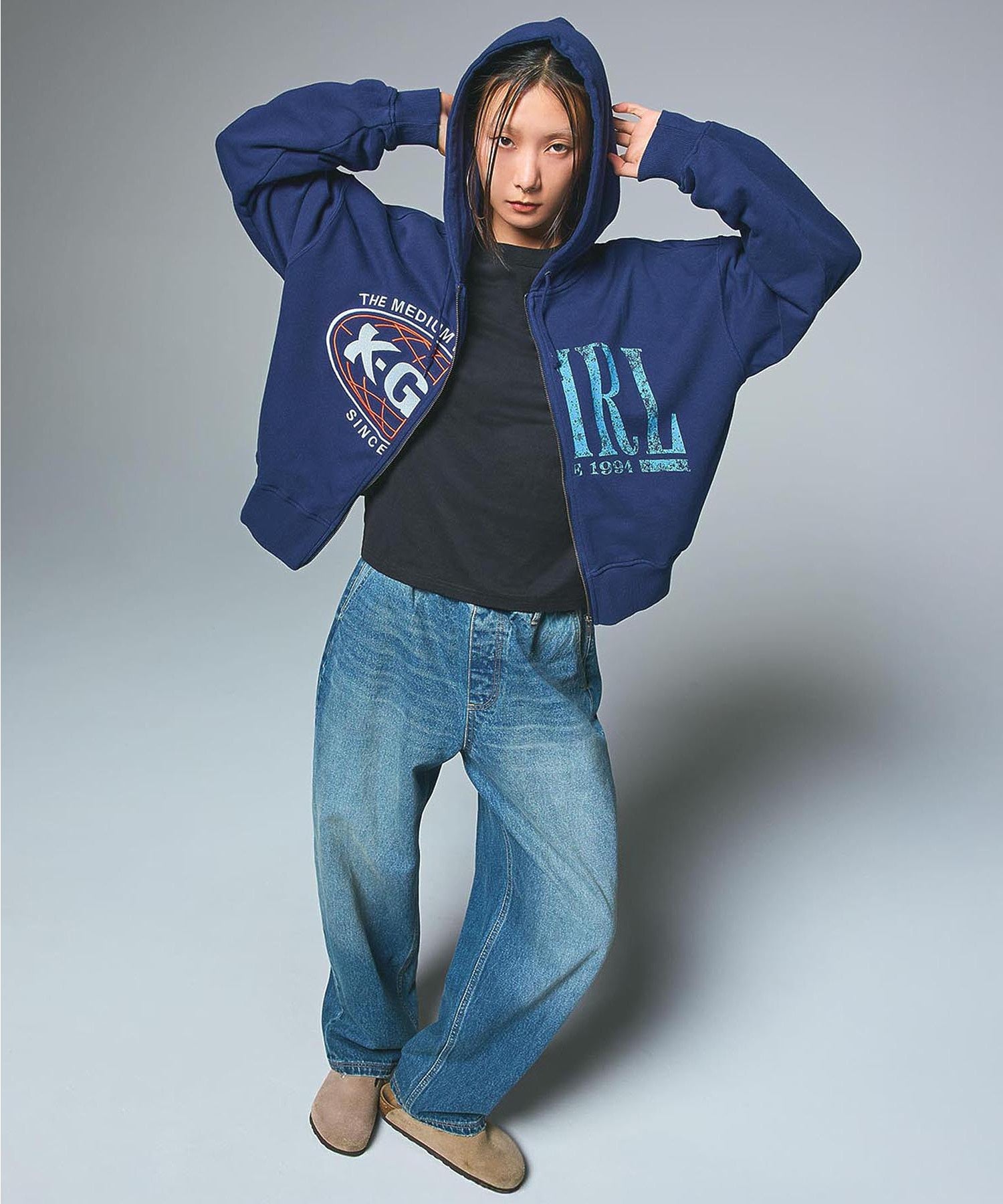 PANELED GRAPHIC ZIP UP SWEAT HOODIE