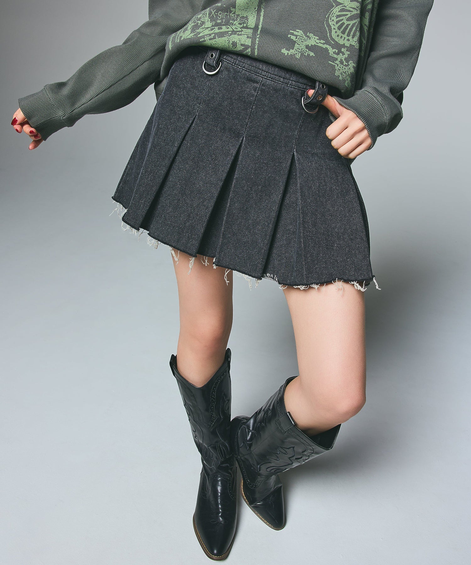 BOX PLEAT DENIM MINI SKIRT