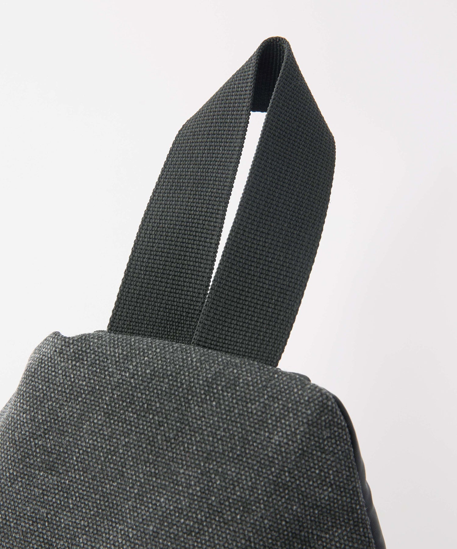 FADED SLING BAG