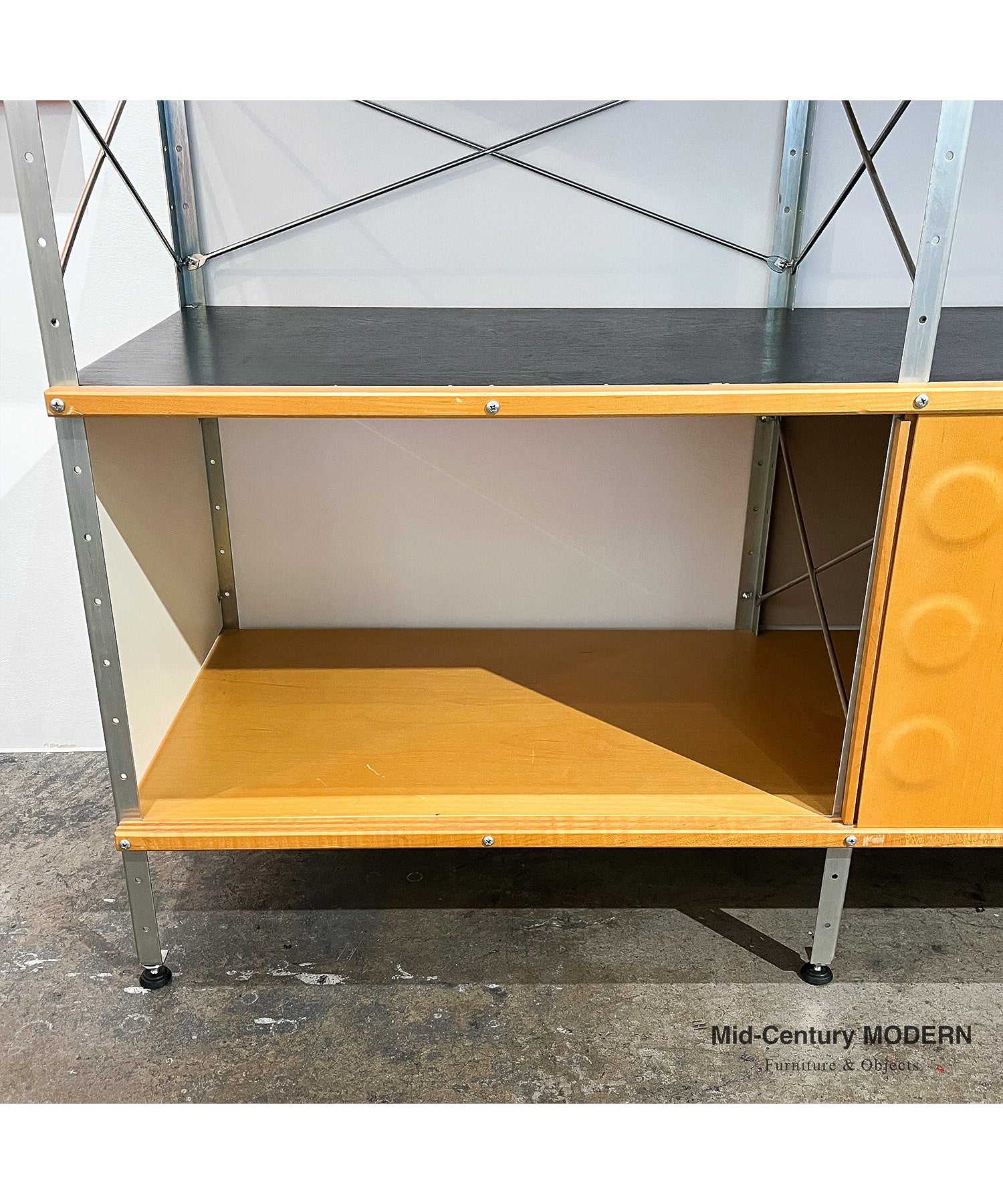 ESU230-N / Herman Miller / Used