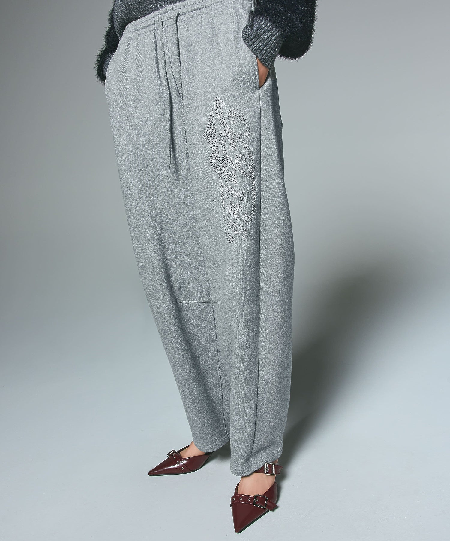 RHINESTONE CURSIVE LOGO SWEAT PANTS