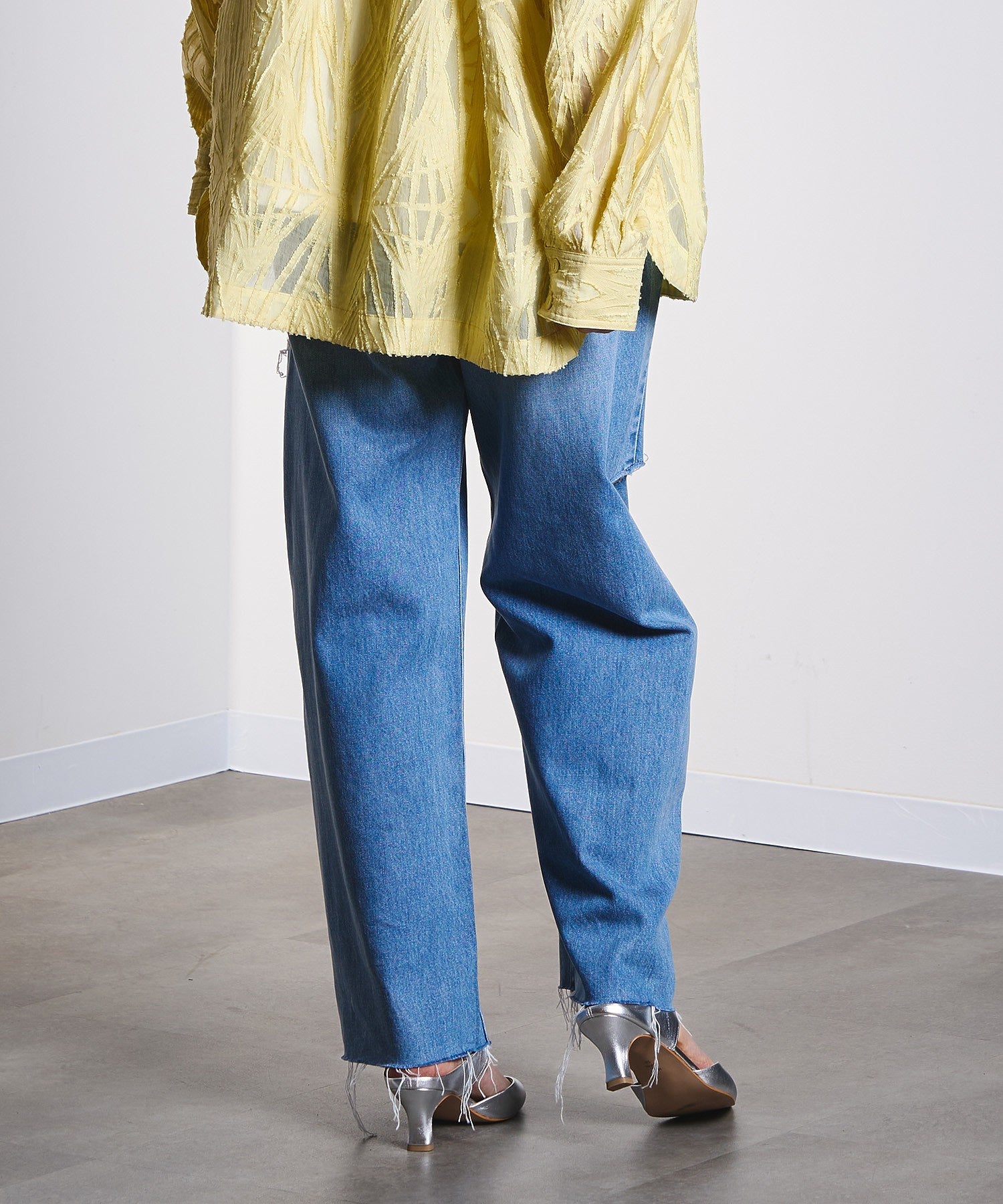 POINTED  BELT MULE