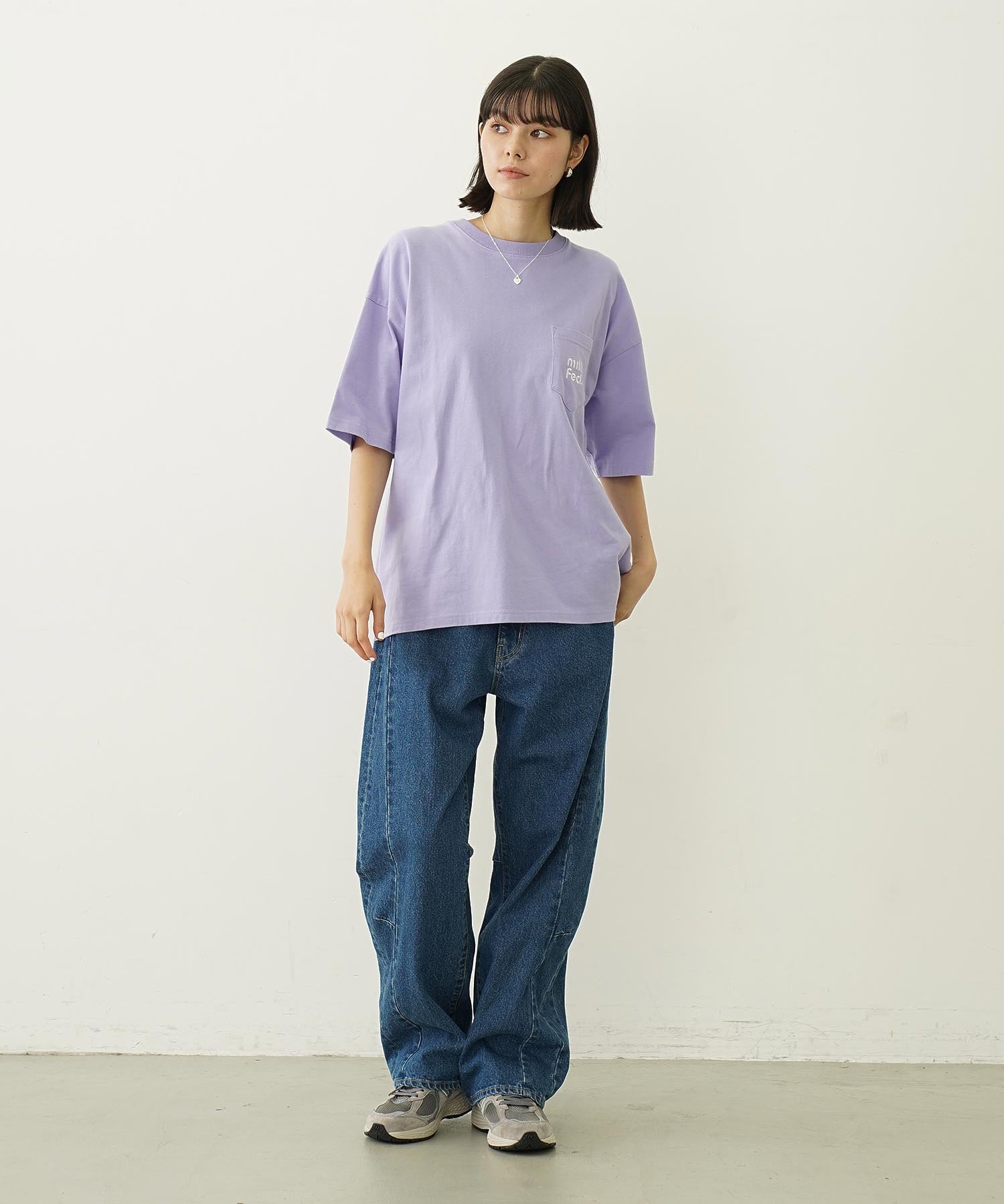 CUT OUT LOGO POCKET WIDE S/S TEE