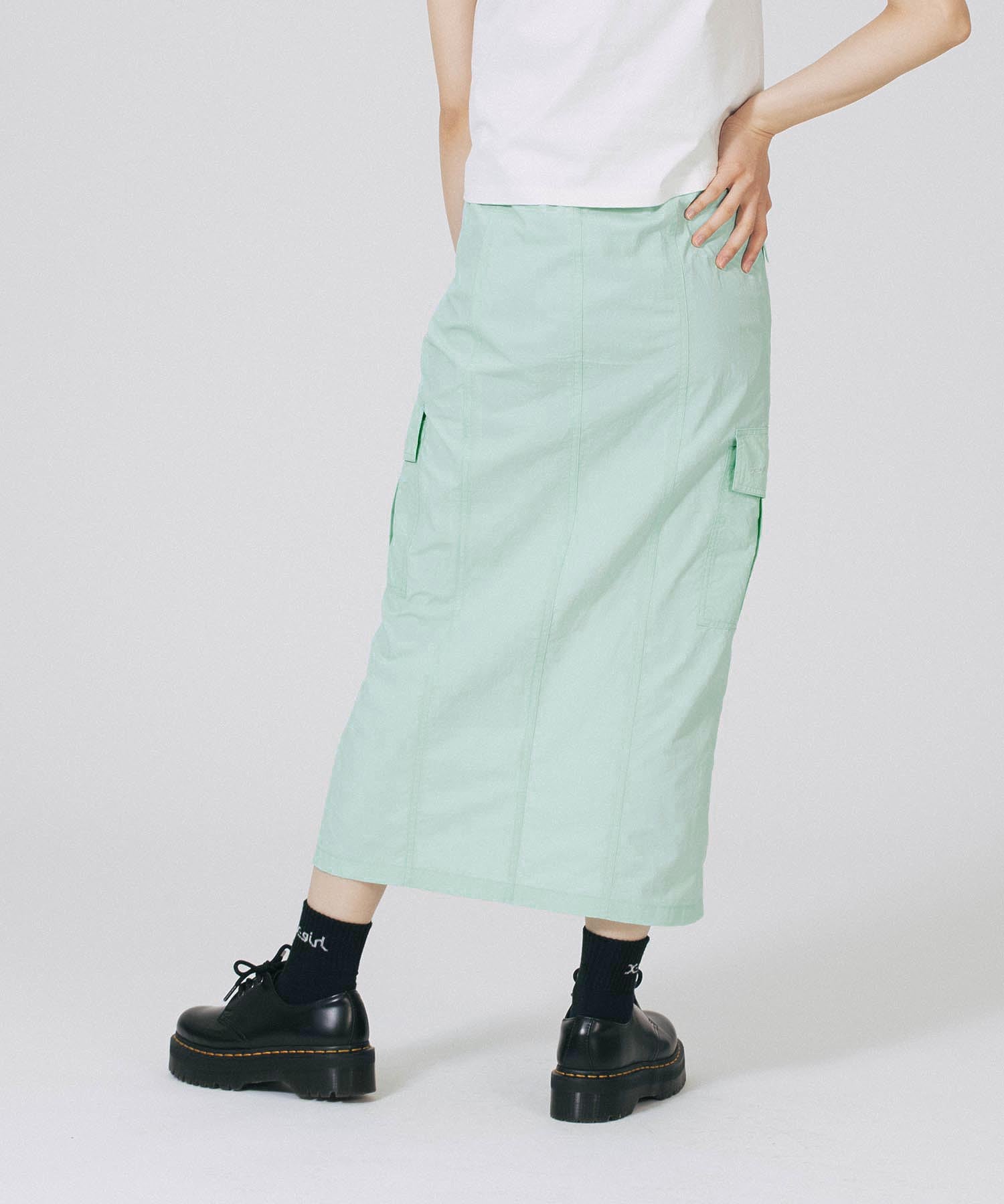 LIGHTWEIGHT CARGO SKIRT