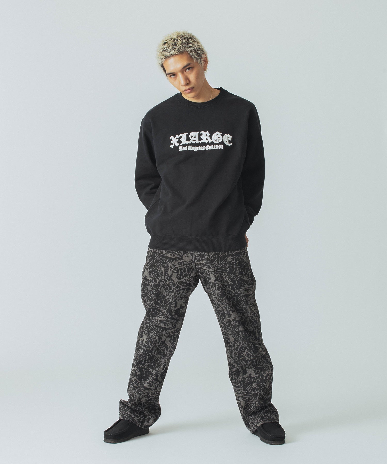 OLD ENGLISH LOGO CREWNECK SWEATSHIRT