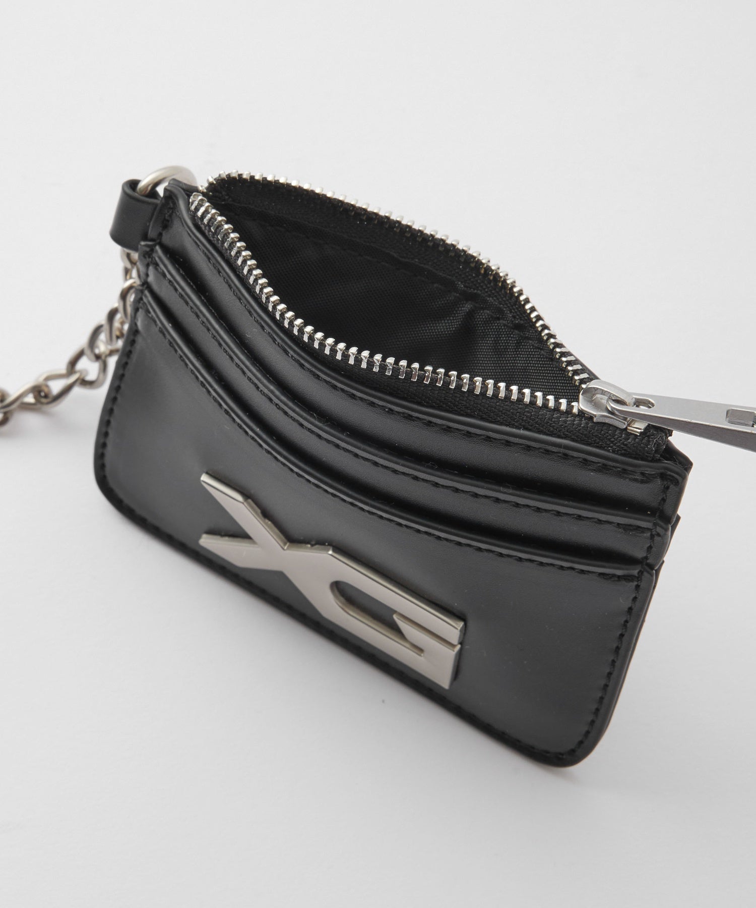 XG EMBLEM BUCKLE FAUX LEATHER CARD CASE