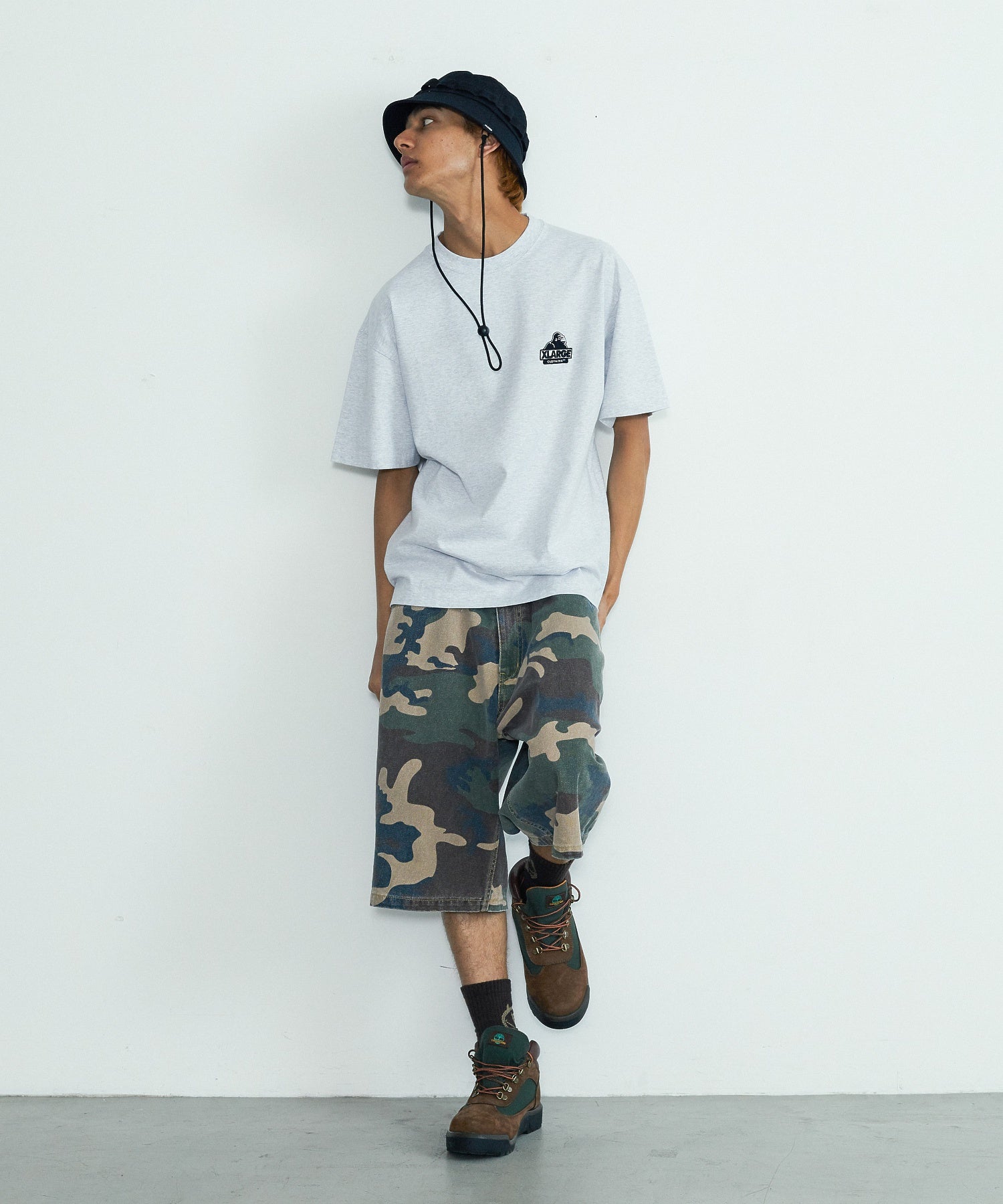 EMBROIDERED SLANTED OG S/S TEE