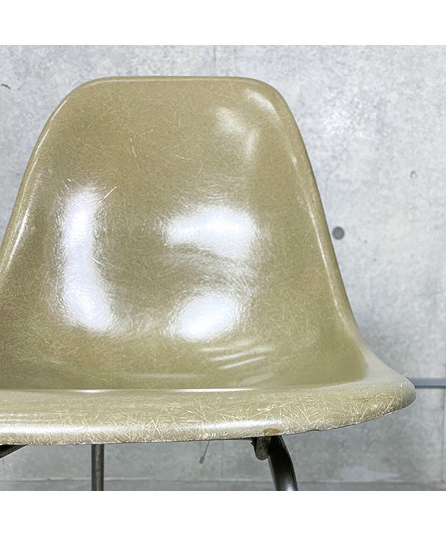 HermanMiller Side Shell / Raw Umber