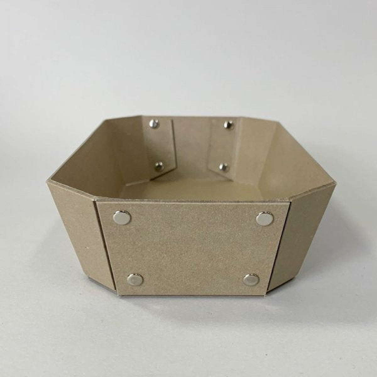 8_TRAY S