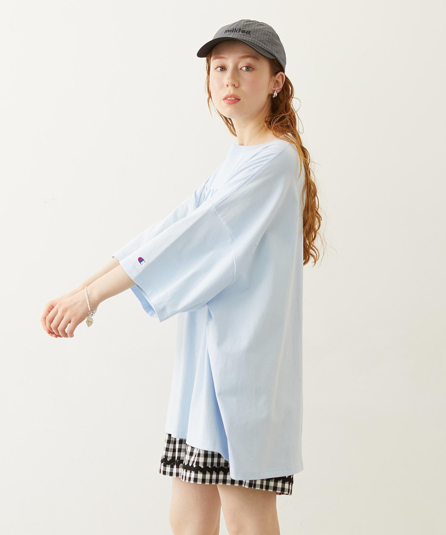 MILKFED.×CHAMPION LAYER LOGO BIG TEE
