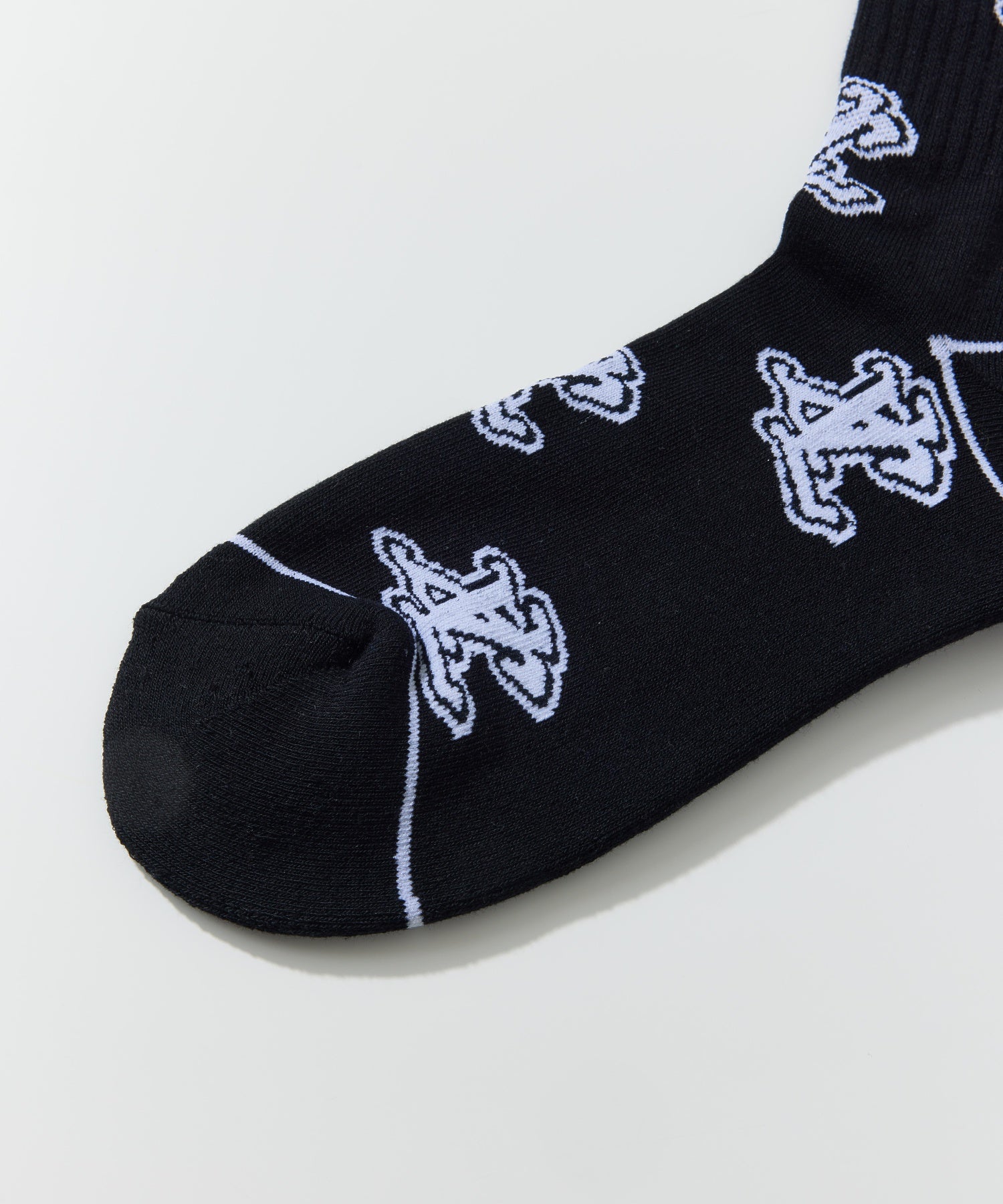 ALLOVER LOGO SOCKS