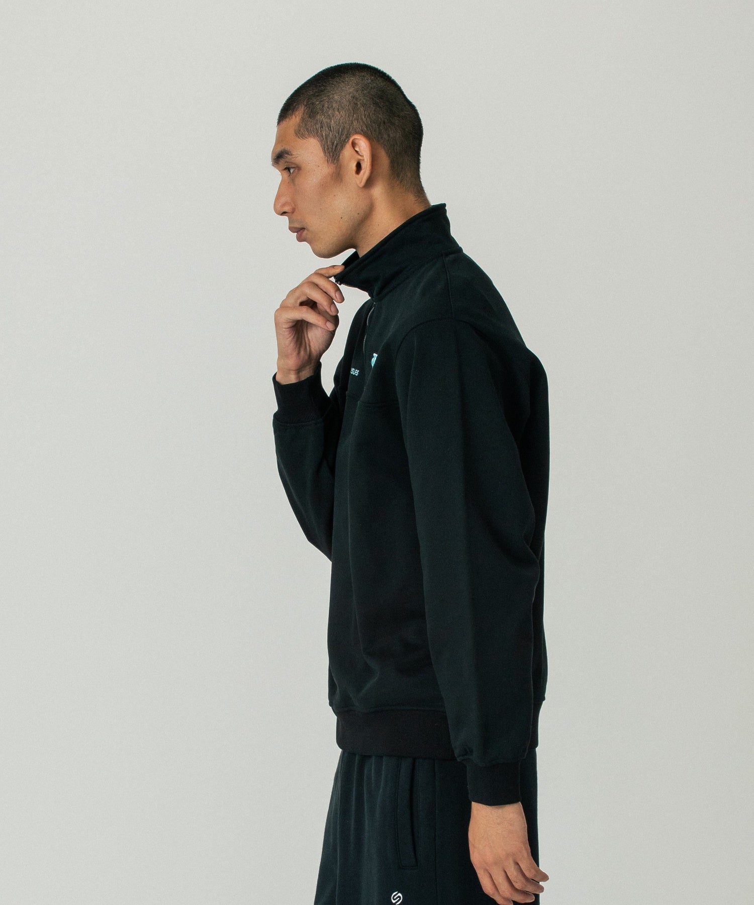 REEBOK×SILAS HALF ZIP SWEATSHIRT