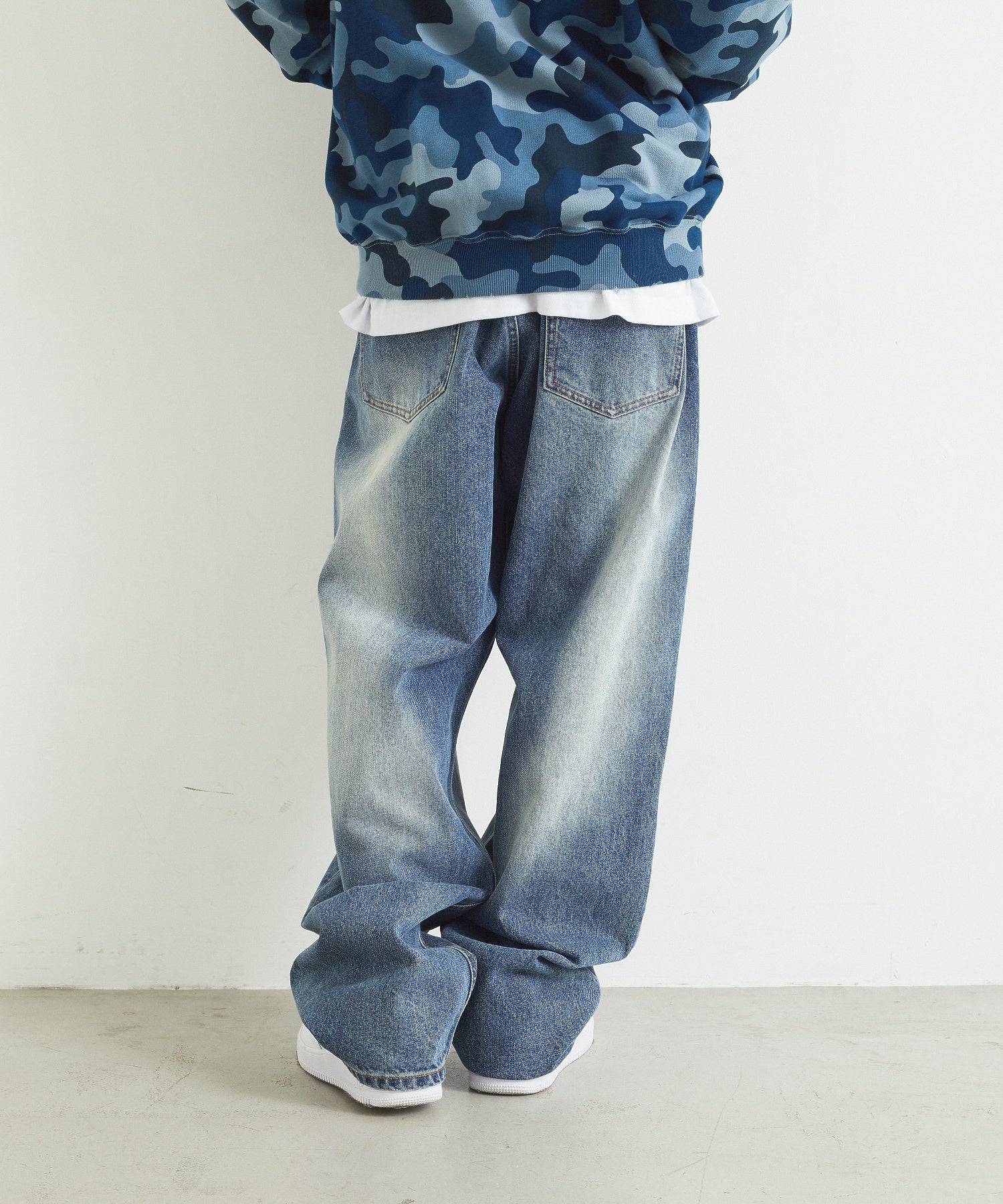 FADED DENIM PANTS