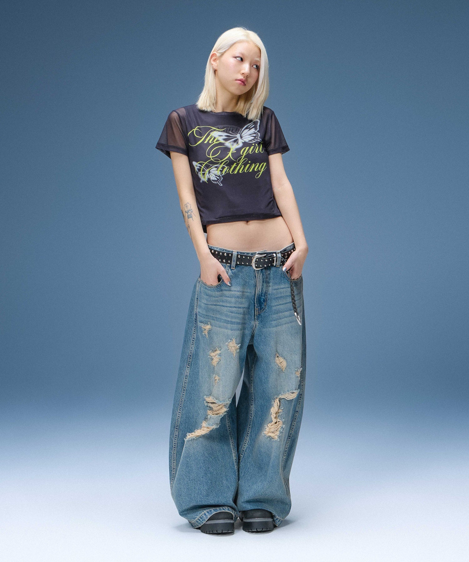 SCRIPT LOGO AND BUTTERFLY MESH S/S BABY TEE