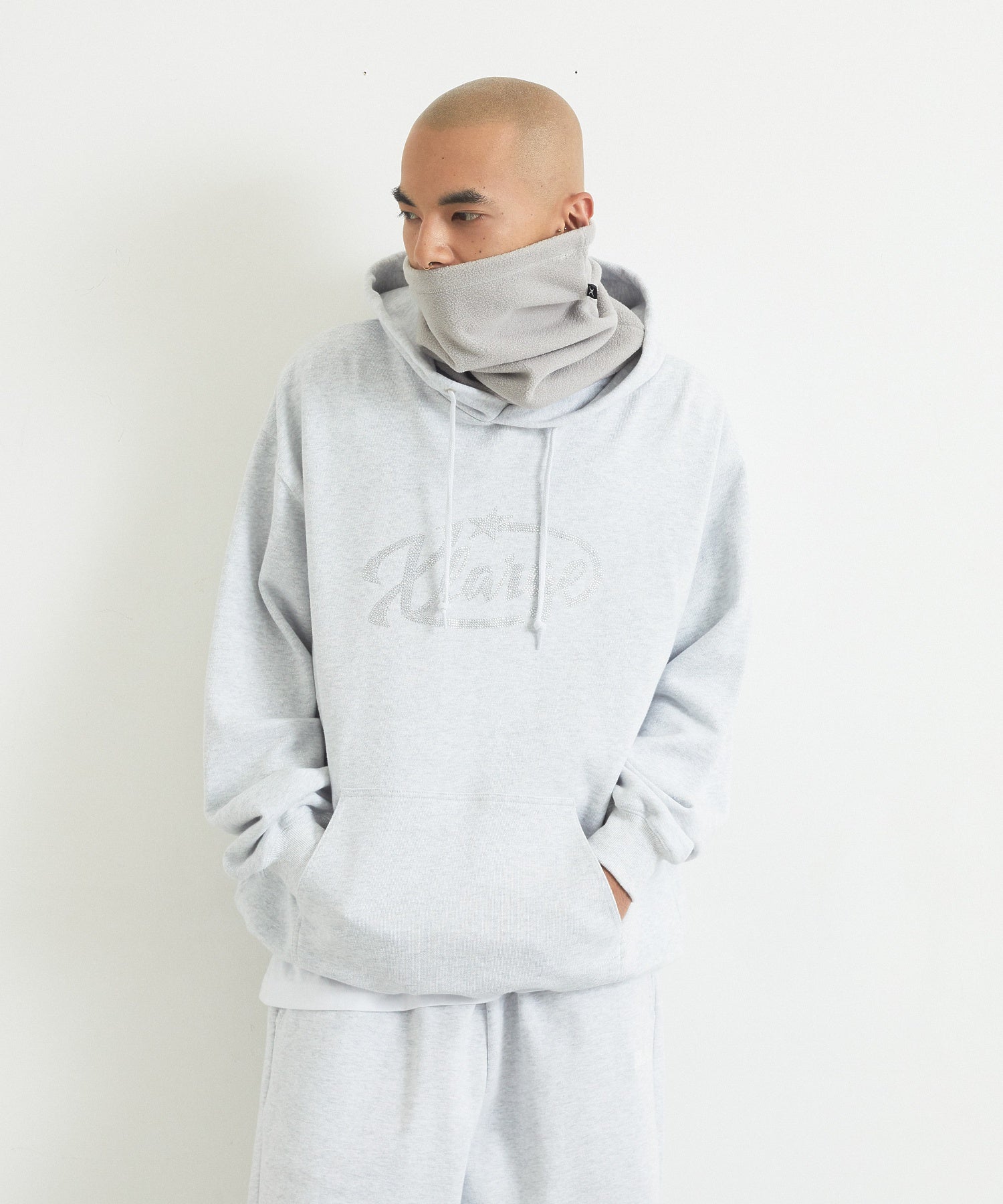 MODEL身長：172cm / 着用サイズ：Lサイズ
