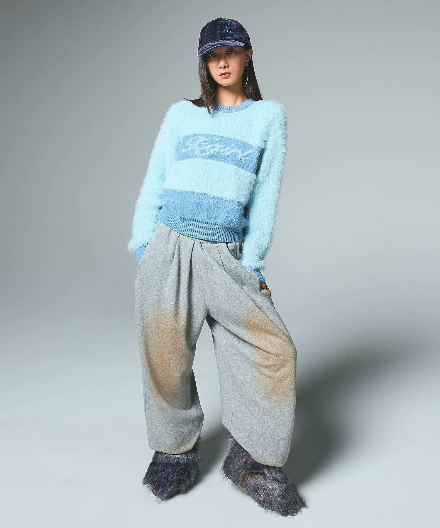 SHAGGY COMPACT KNIT TOP