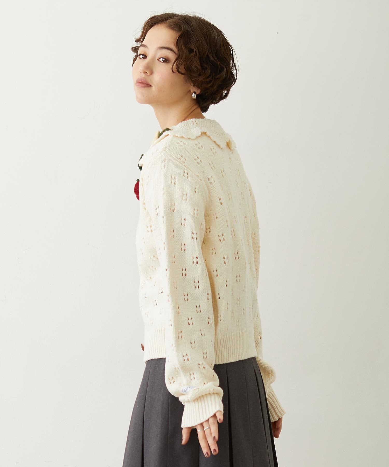 STRAWBERRY FLOWER KNIT CARDIGAN