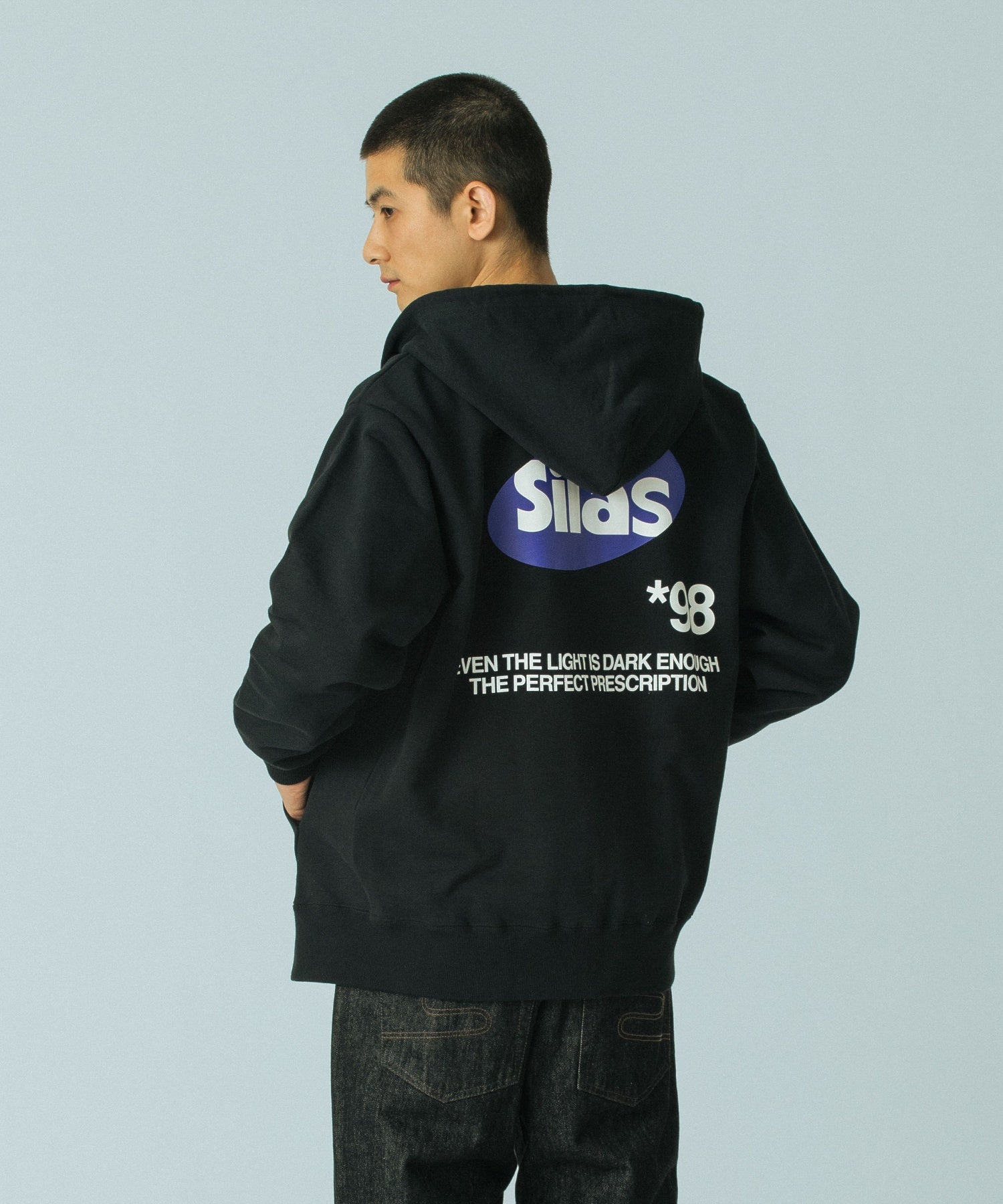 model：H183 着用サイズ：L