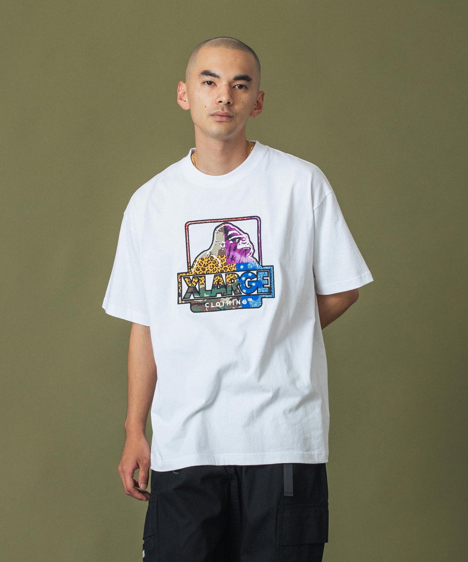 MODEL 身長172cm / 着用サイズ：Lサイズ