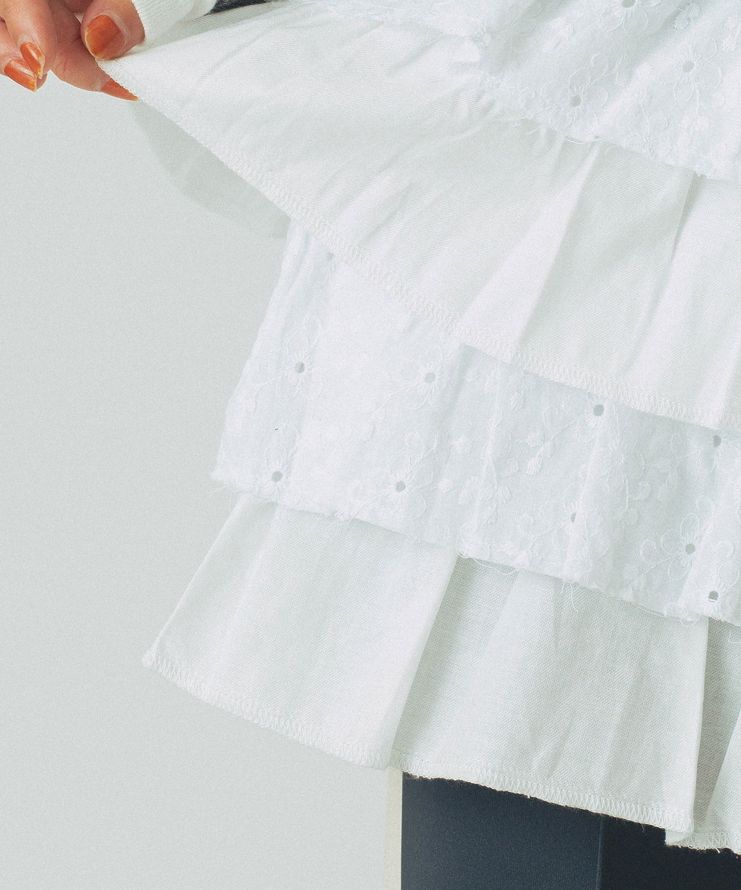 LACE SKIRT