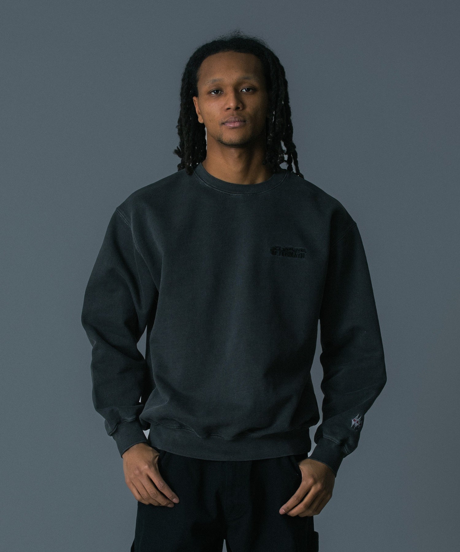 MODEL 身長185cm / 着用サイズ：Lサイズ