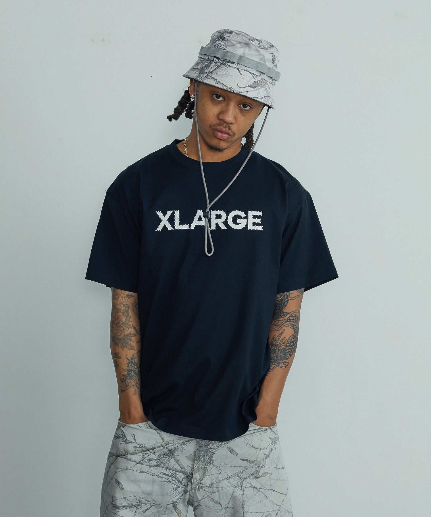 RHINESTONE LOGO S/S TEE