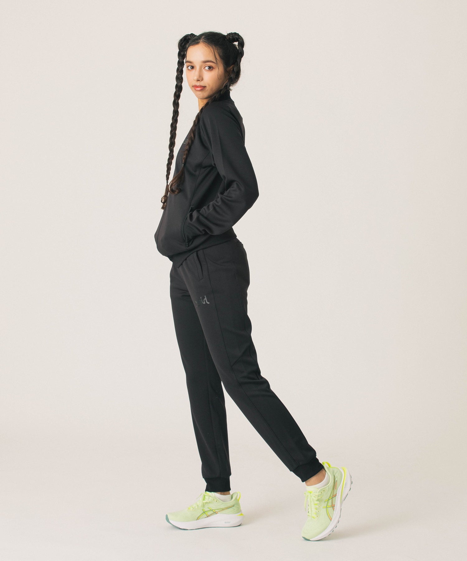TRACK JACKET