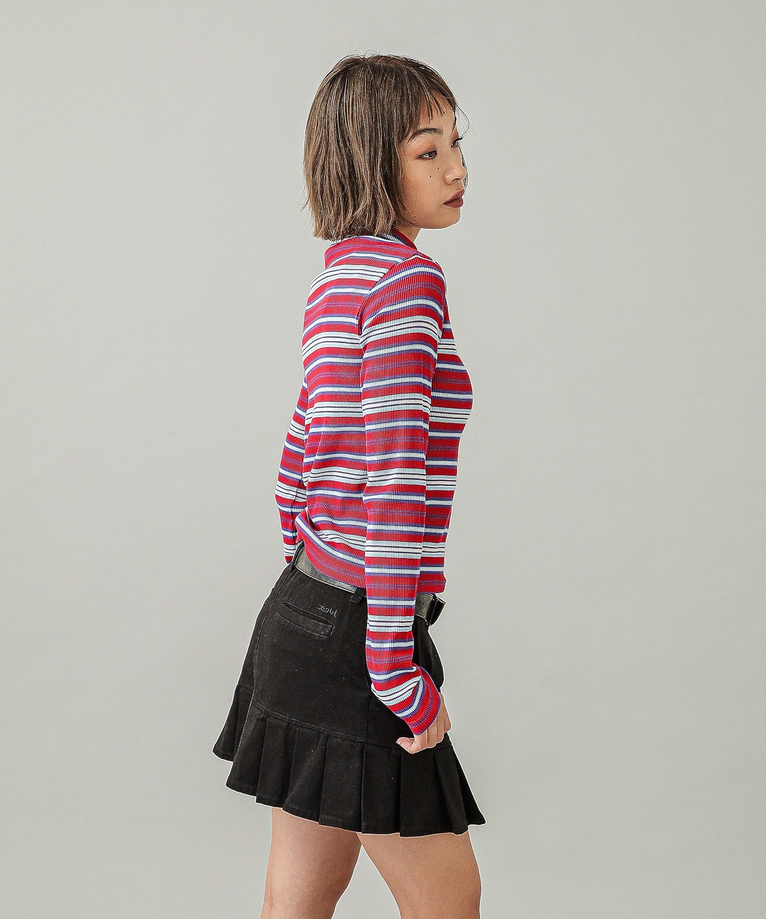 STRIPED HIGH NECK TOP