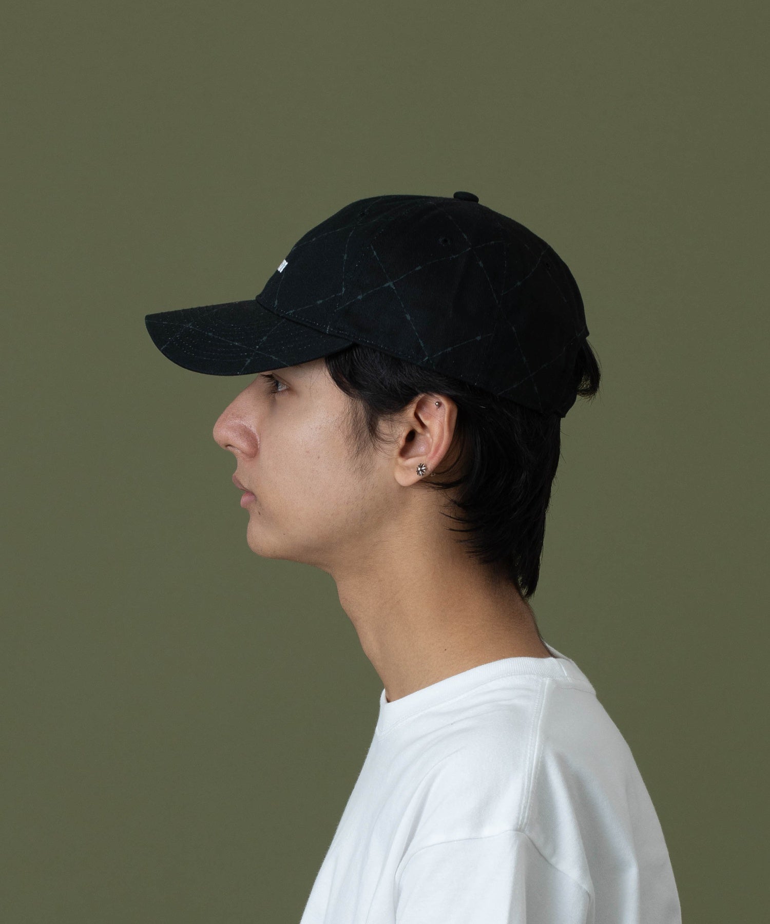 BARBED WIRE CAP