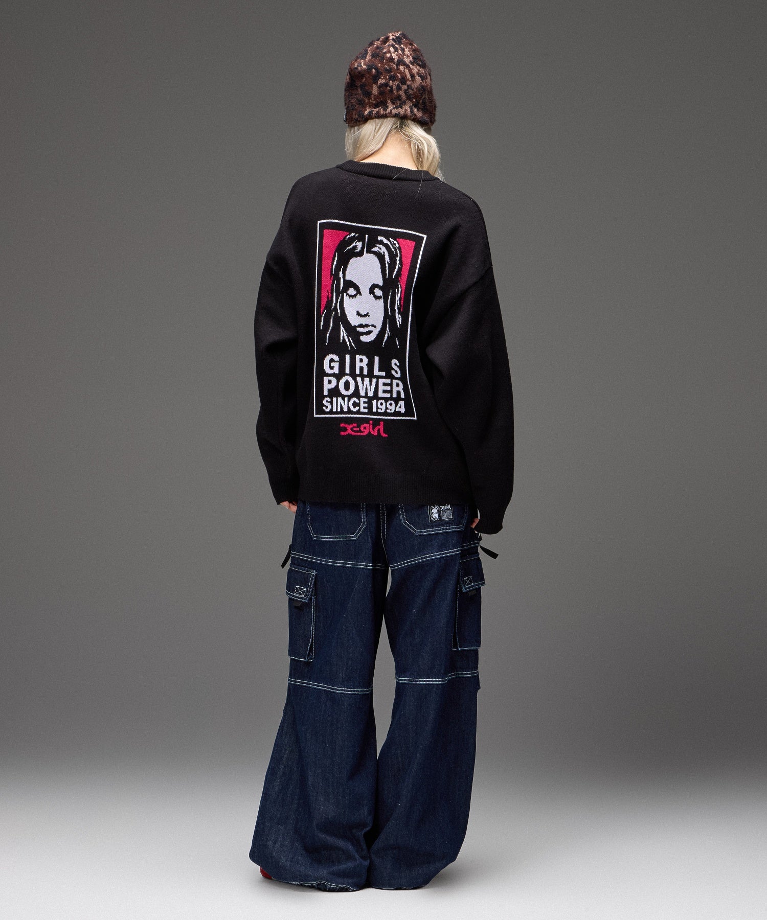 BOX LOGO AND FACE JACQUARD KNIT TOP