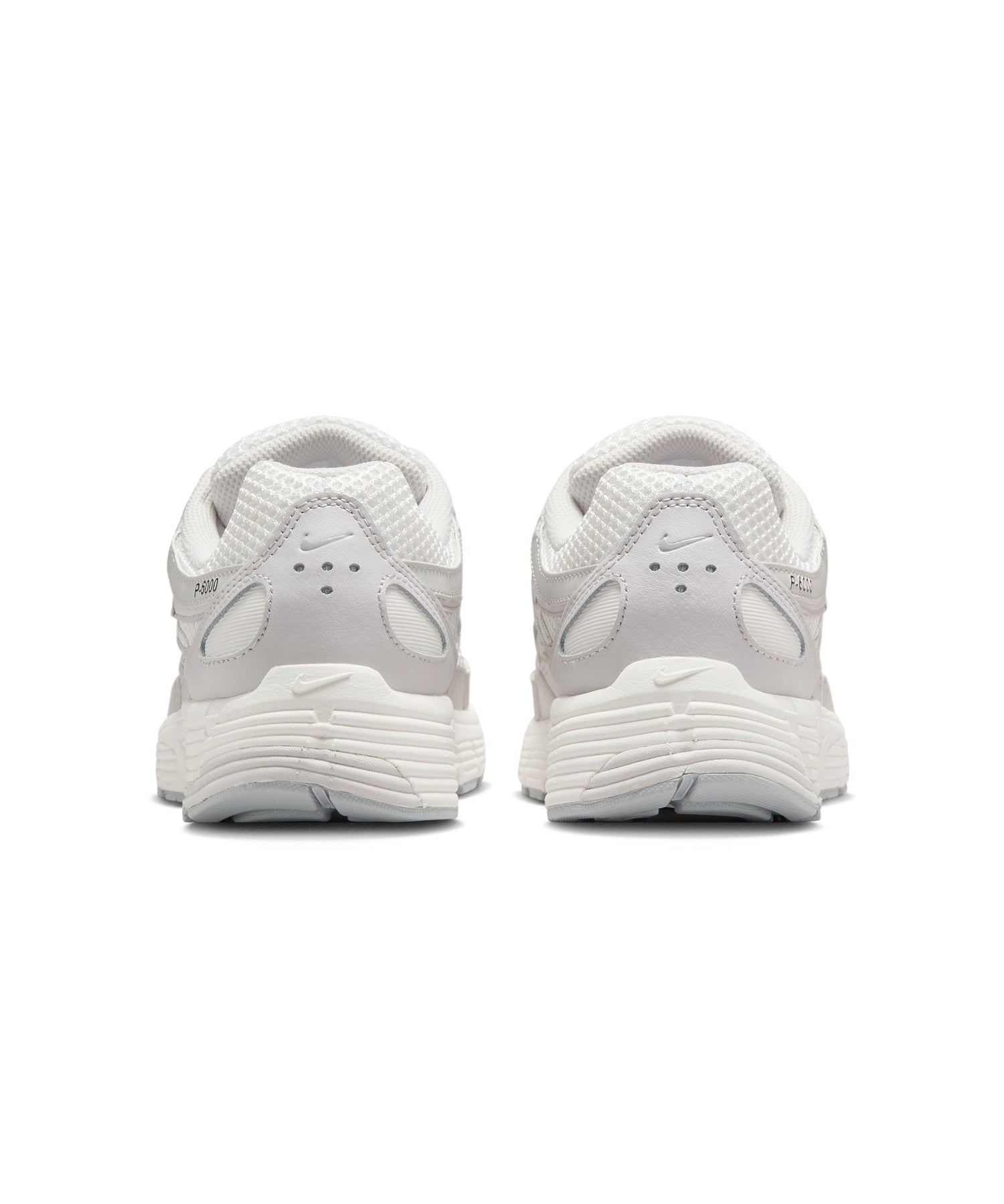 NIKE IF1756-100 WMNS P-6000 SE