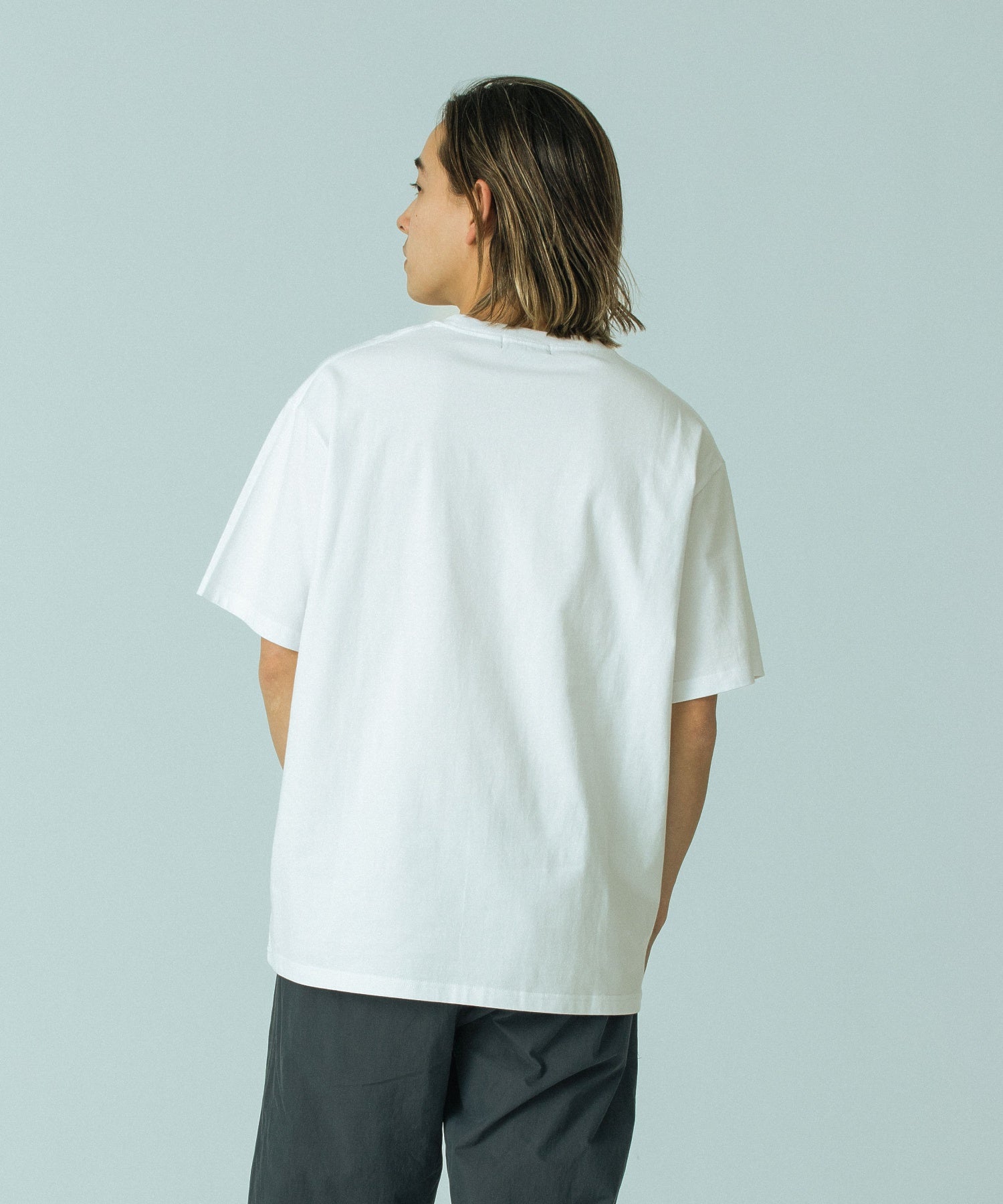 model：H174 着用サイズ：L