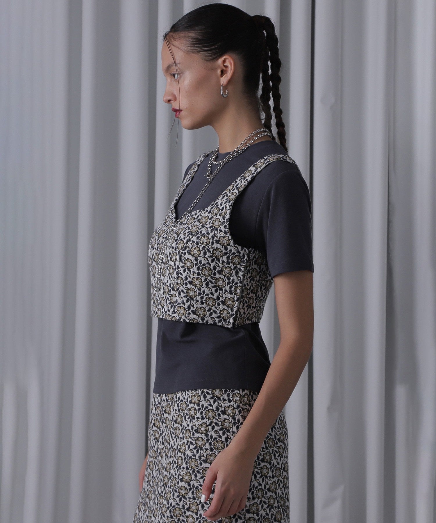 mici/フラワージャカードビスチェ