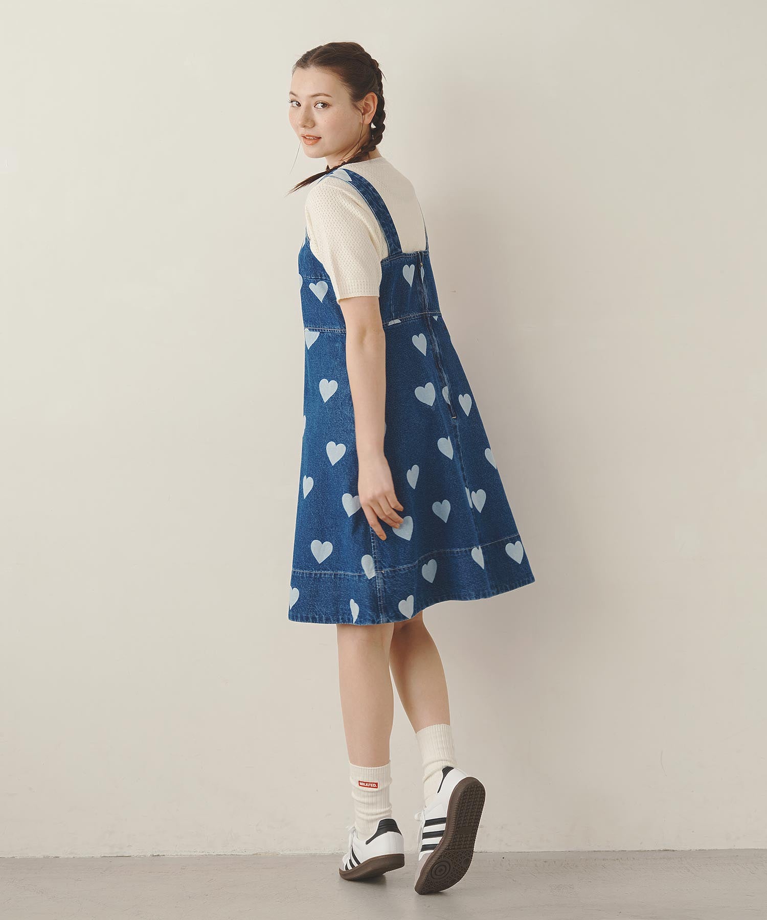 HEART PRINTED DENIM DRESS MILKFED.